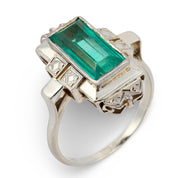 Art Deco GIA 2.10 carat Colombian emerald 18k white gold ring
