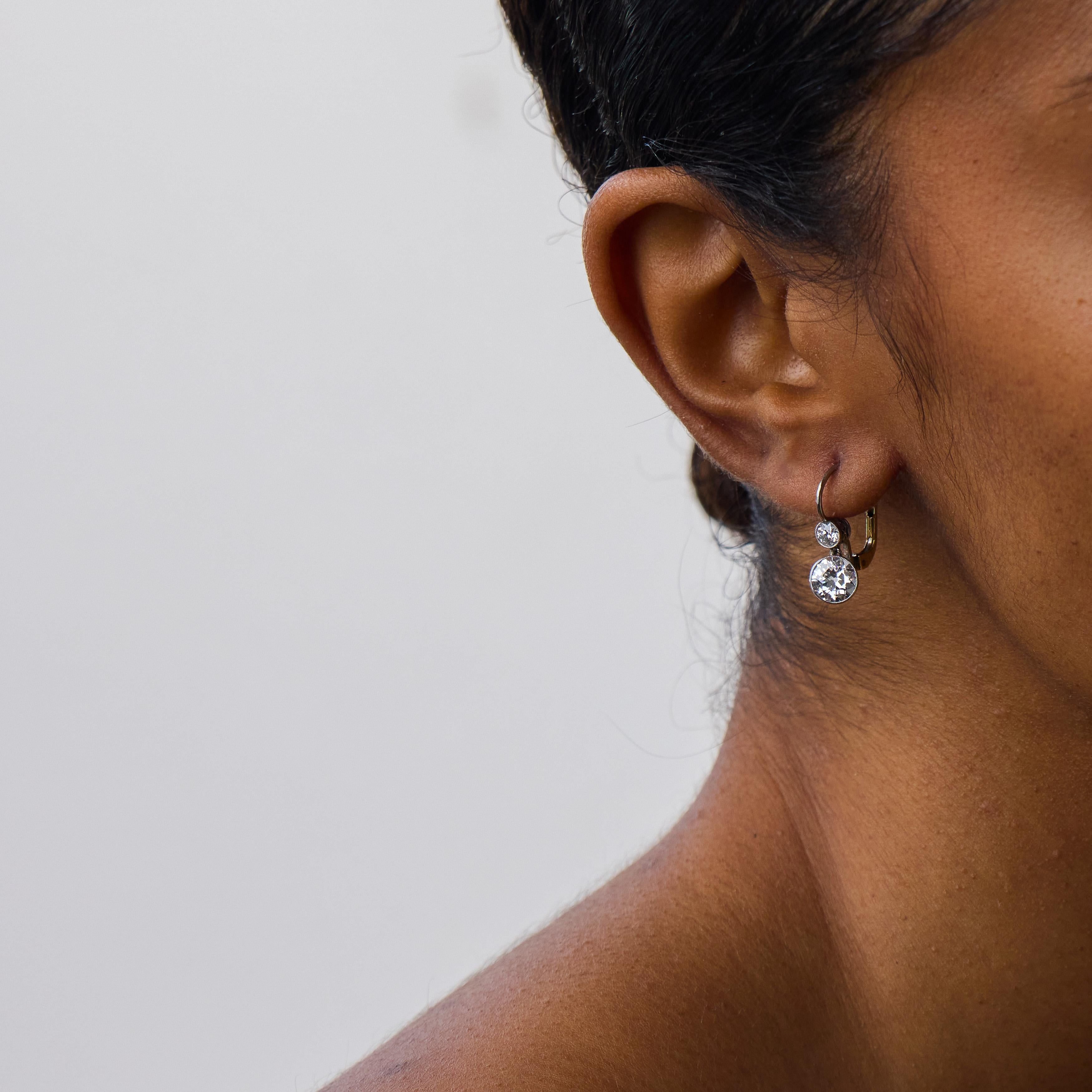 Edwardian style 2.42 carat diamond platinum drop earrings