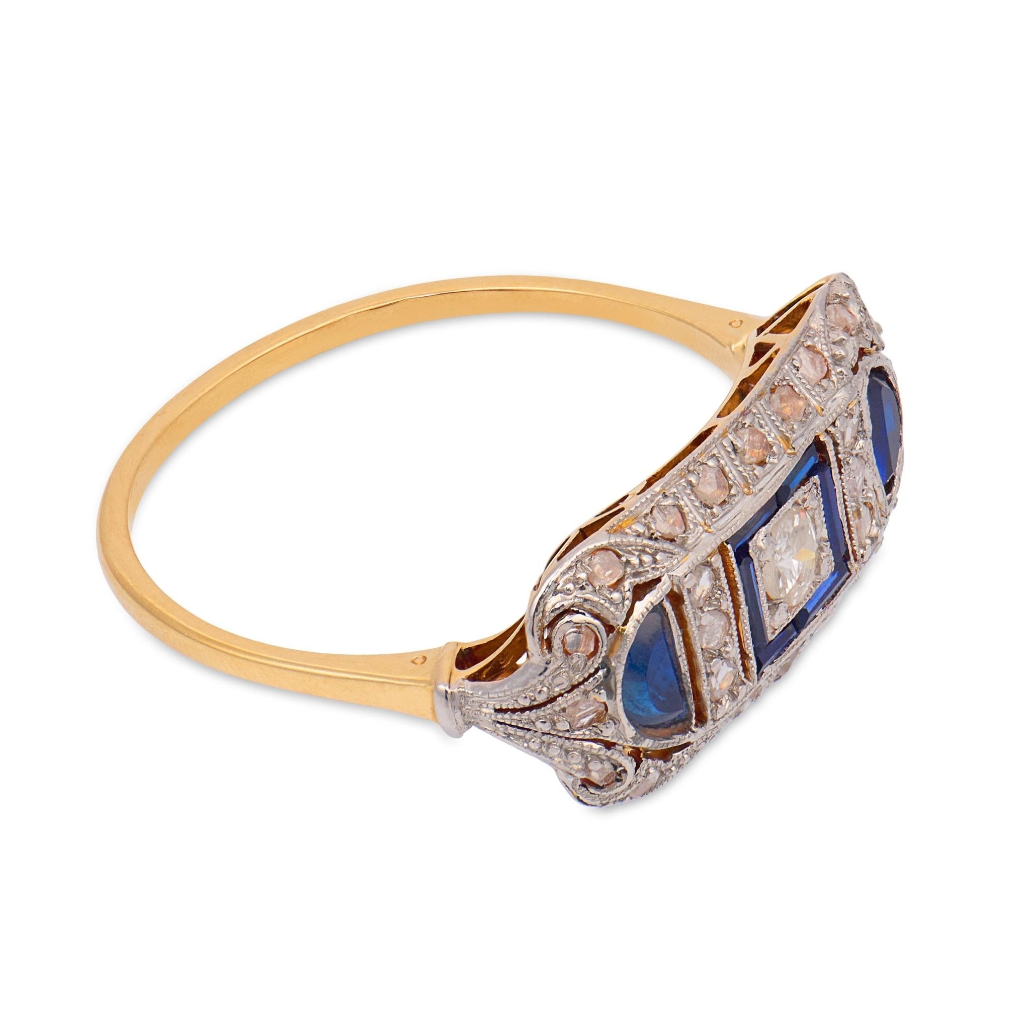 Edwardian old mine cut diamond sapphire 18k yellow gold ring