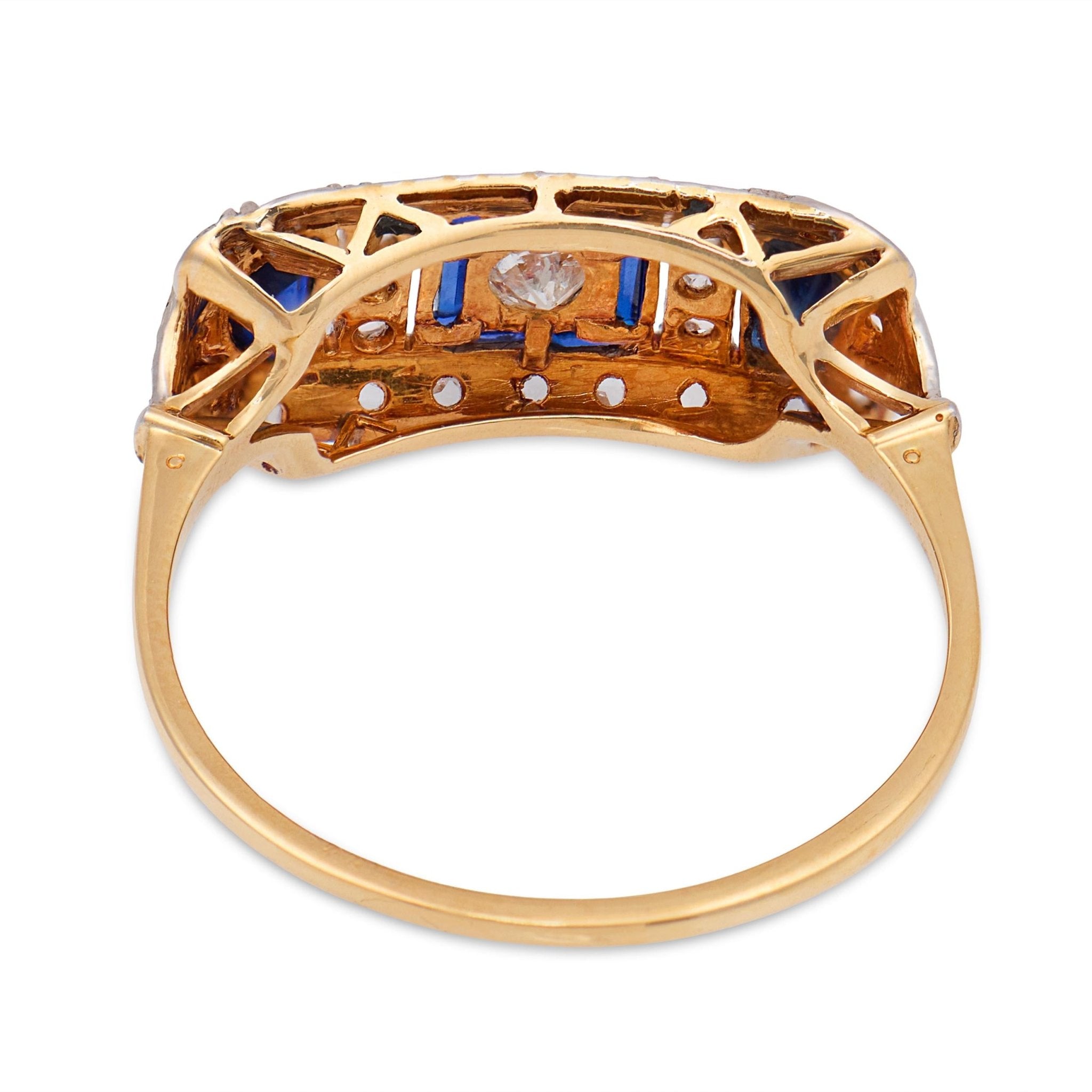Edwardian old mine cut diamond sapphire 18k yellow gold ring