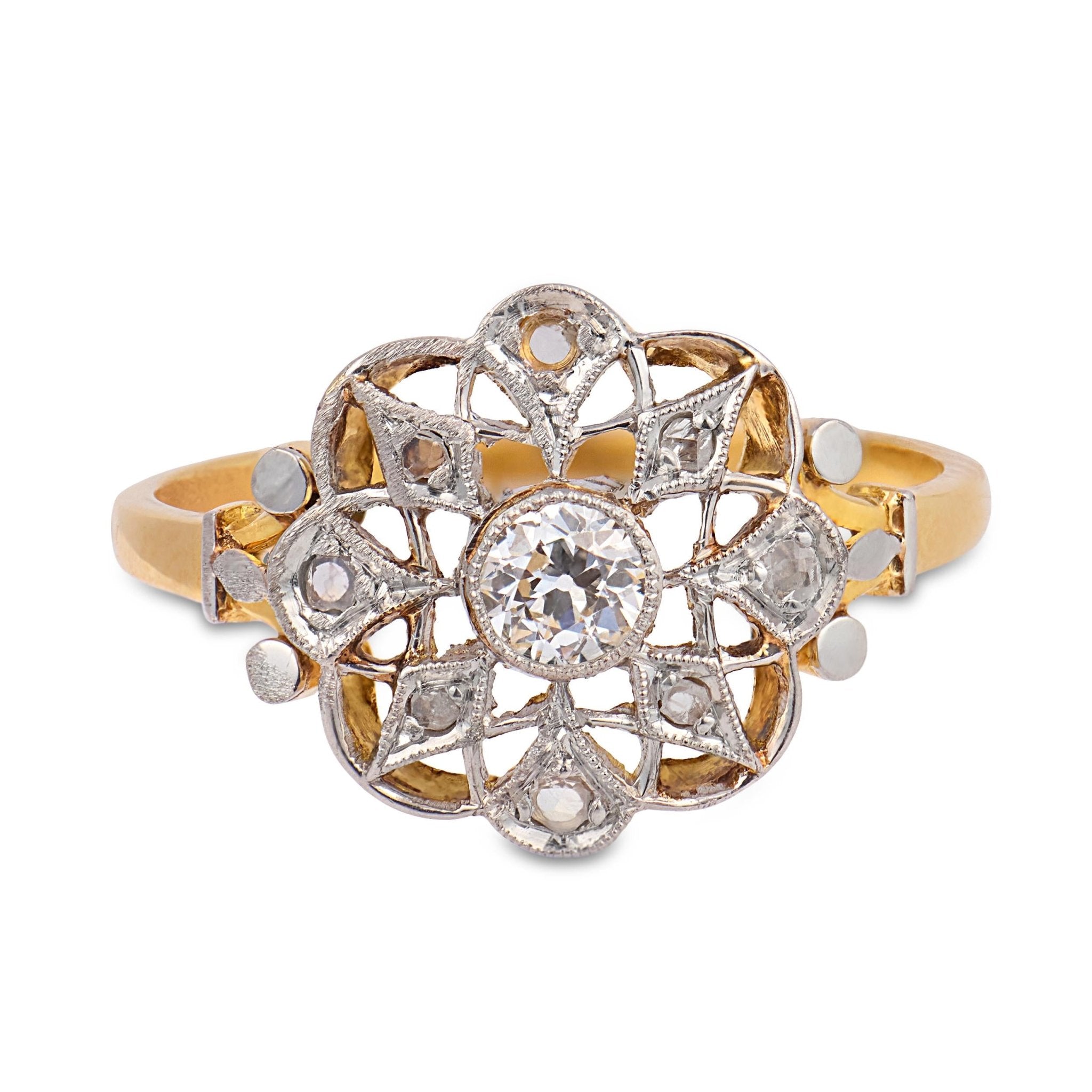 French Belle Époque diamond 18k yellow gold platinum flower ring