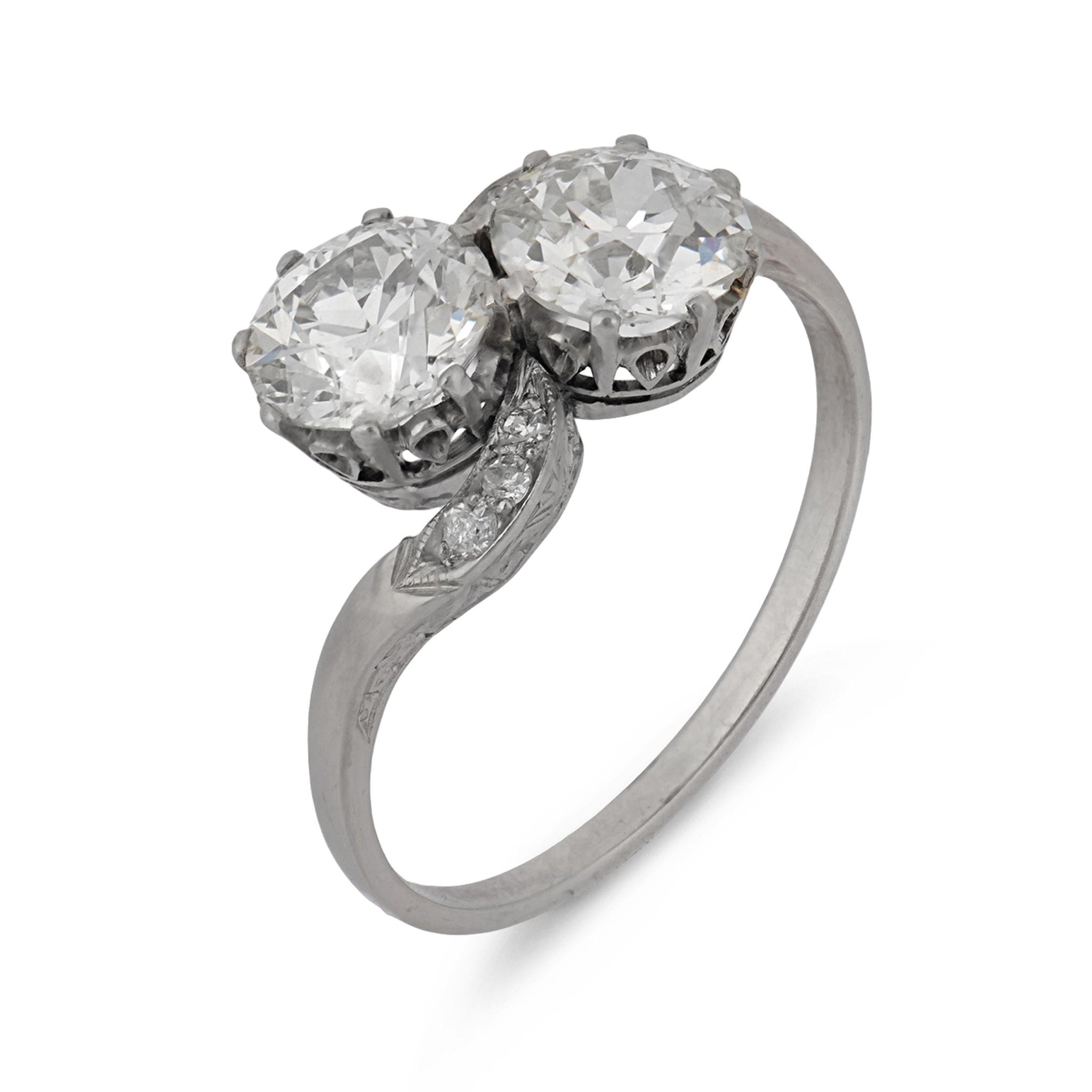 Art Deco 1.95 carat old European diamond platinum toi et moi ring