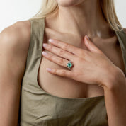 Art Deco 1.50 carat emerald diamond platinum ring