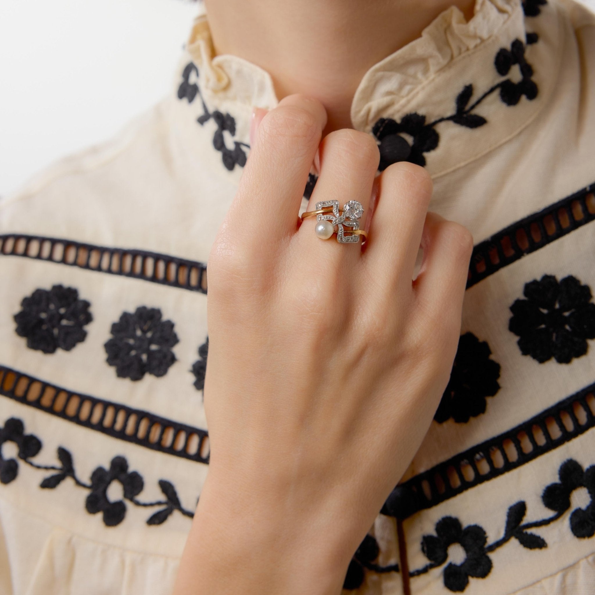 Edwardian diamond pearl 18k yellow gold Toi Et Moi ring