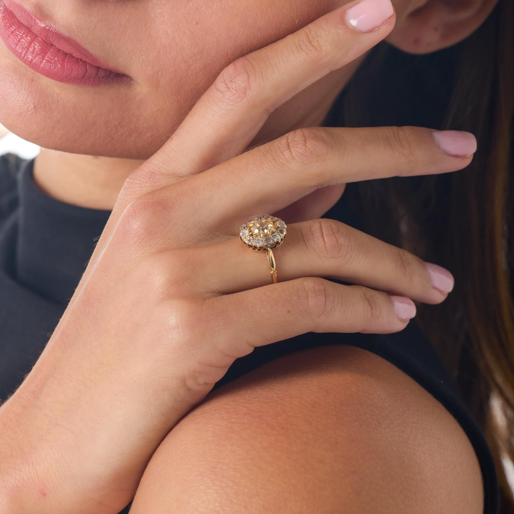 French Victorian GIA 1.20 carat cushion cut 18k yellow gold cluster ring