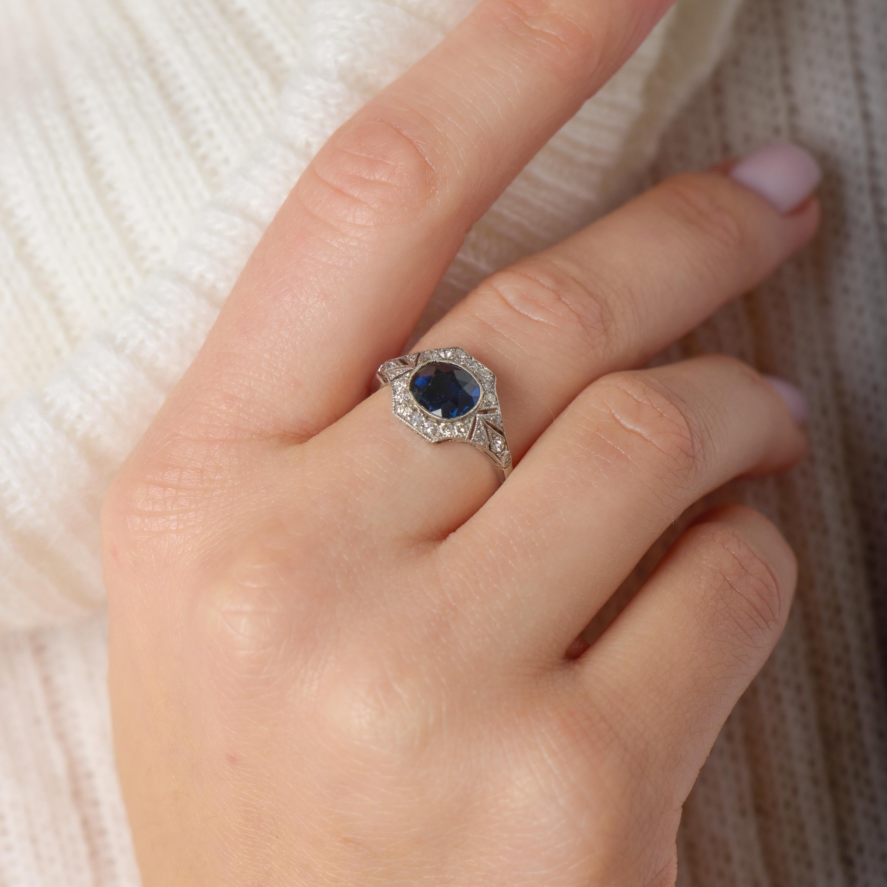 Late Art Deco GIA 2.00 carat sapphire diamond platinum ring