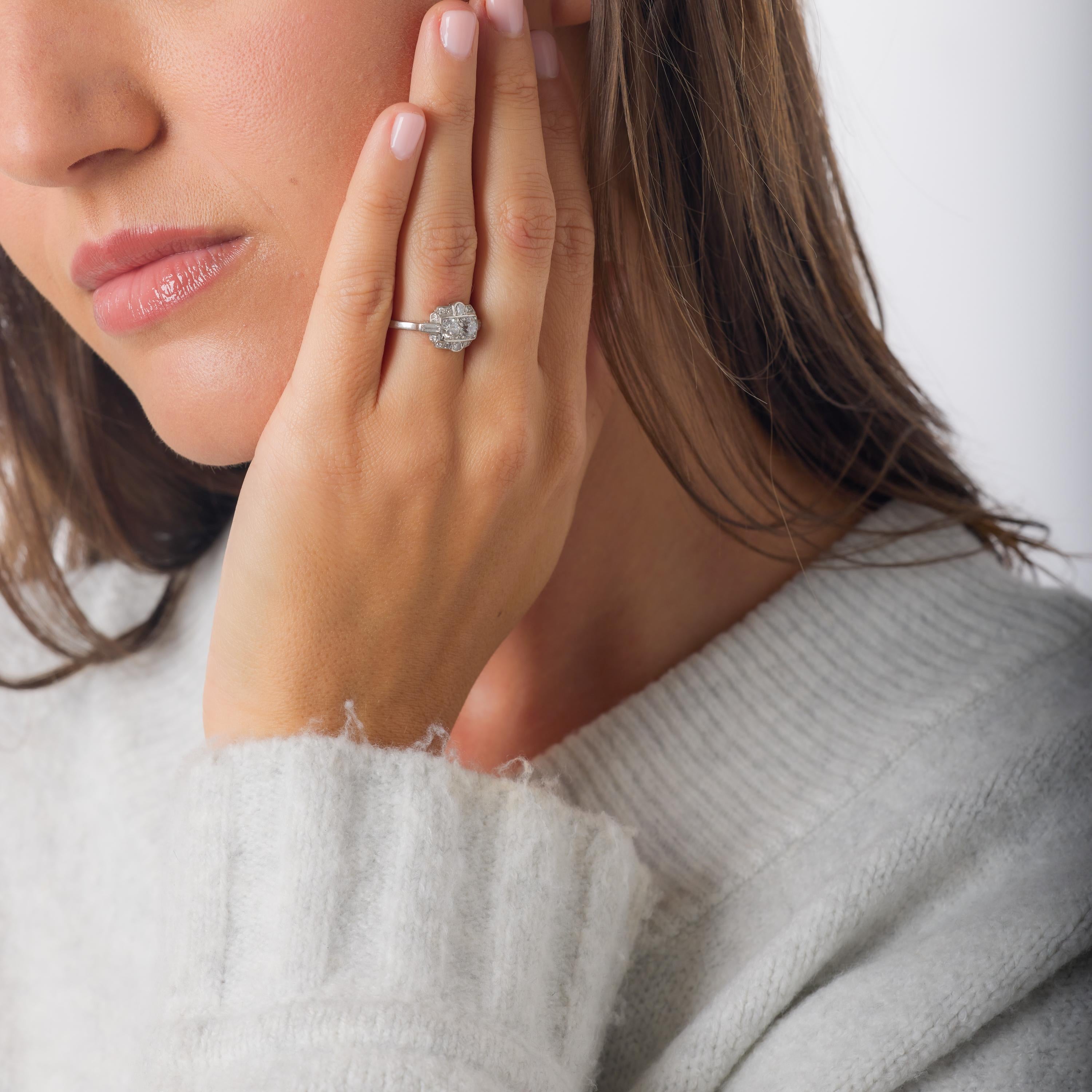 Art Deco diamond platinum dinner ring
