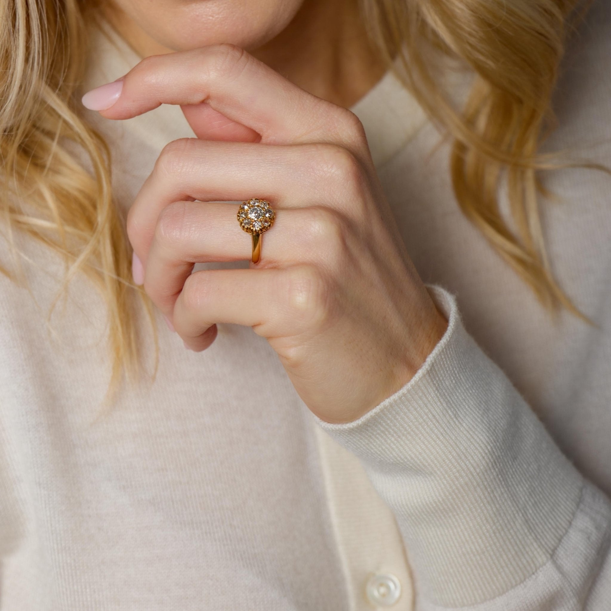 Victorian old mine cut diamond 18k gold cluster ring