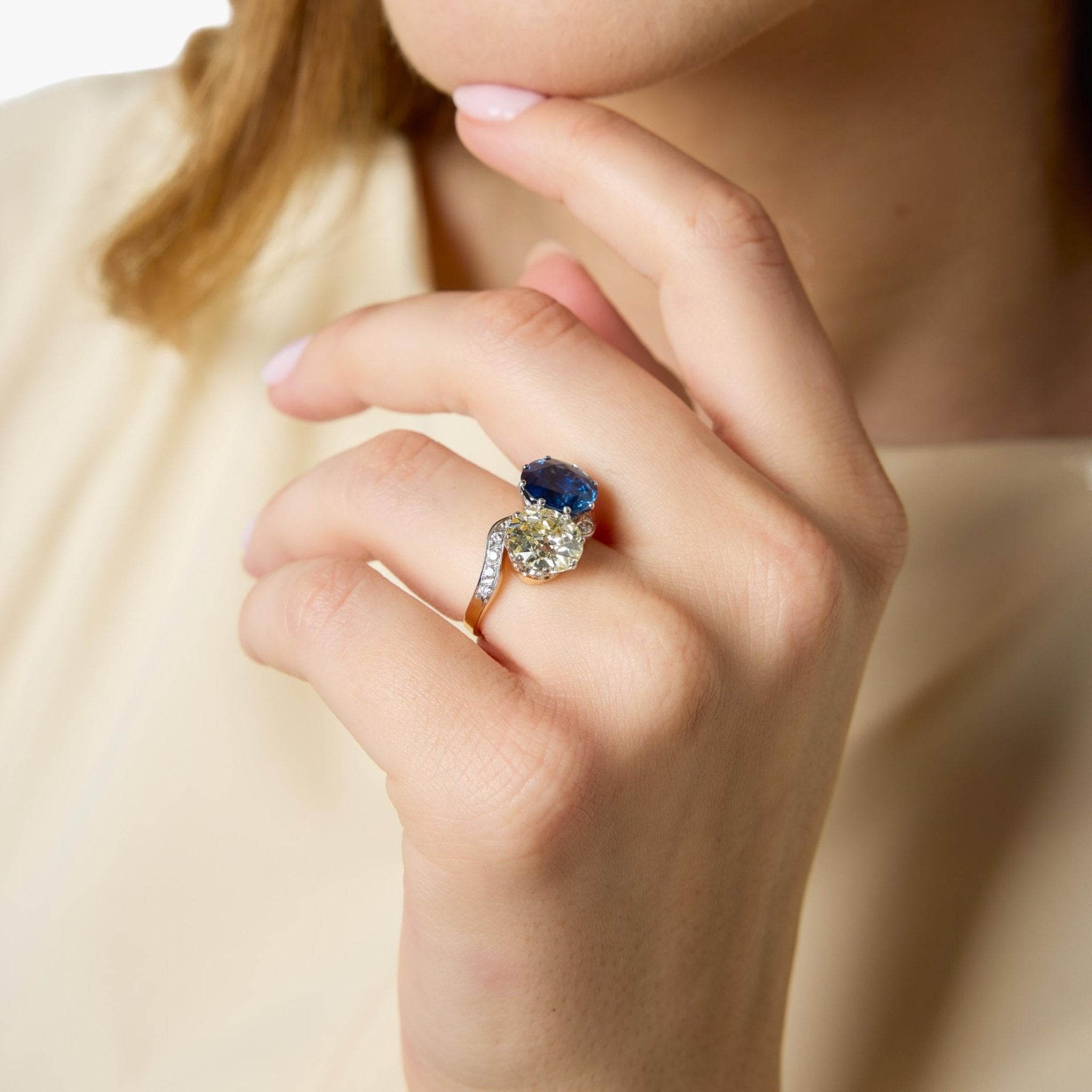 Belle Époque GIA 2.87 carat diamond GIA 3.93 carat sapphire Toi et Moi ring