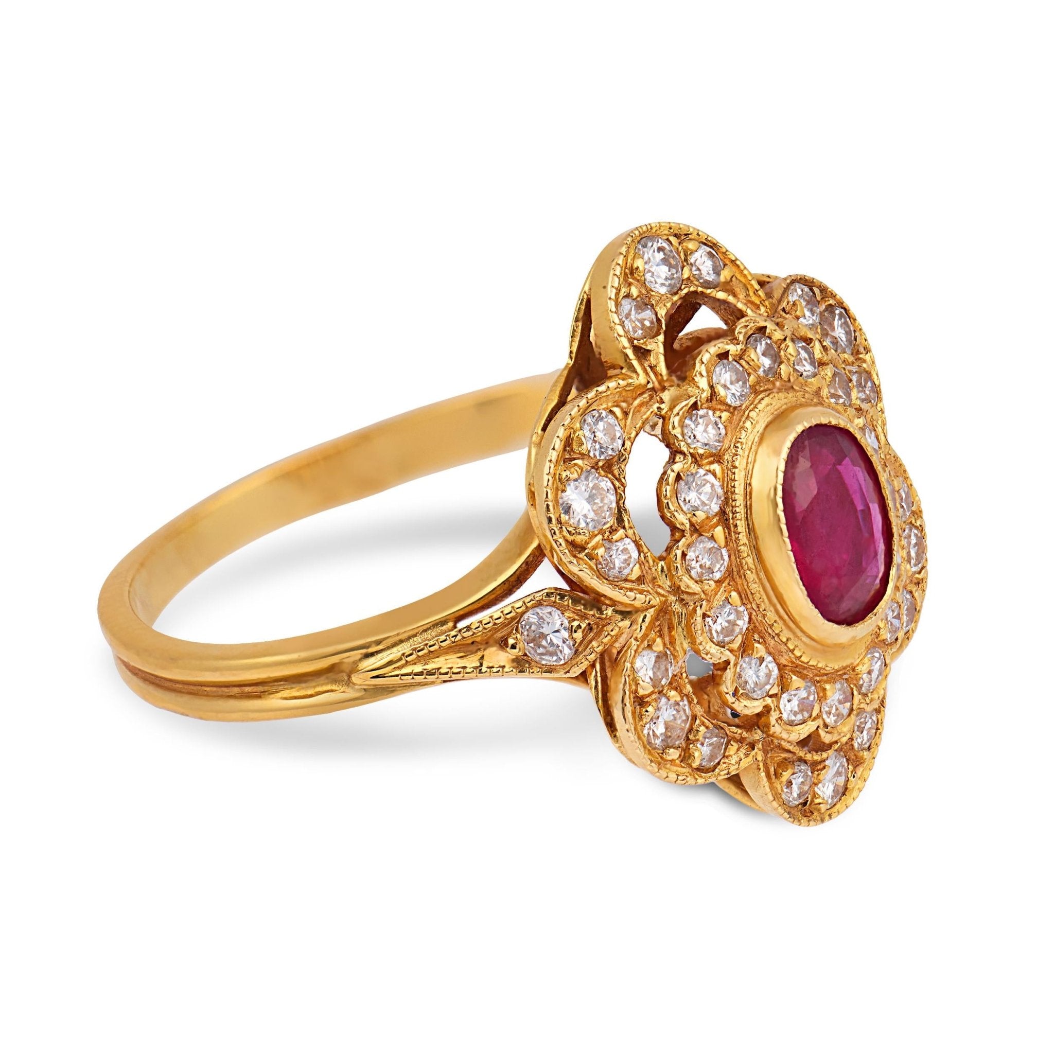French vintage ruby diamond 18k yellow gold ring