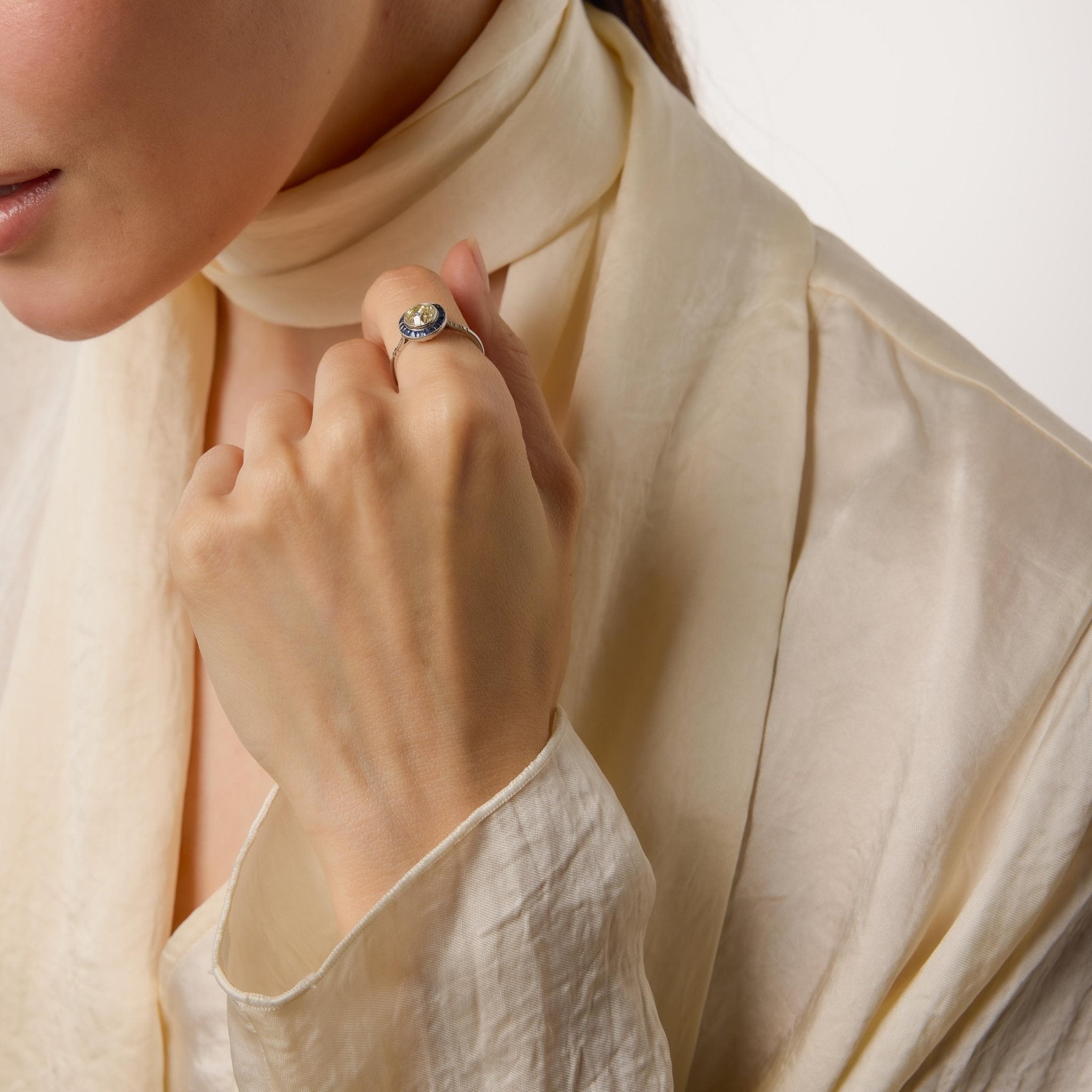 Art Deco style 1.35 carat old European cut diamond sapphire platinum target ring