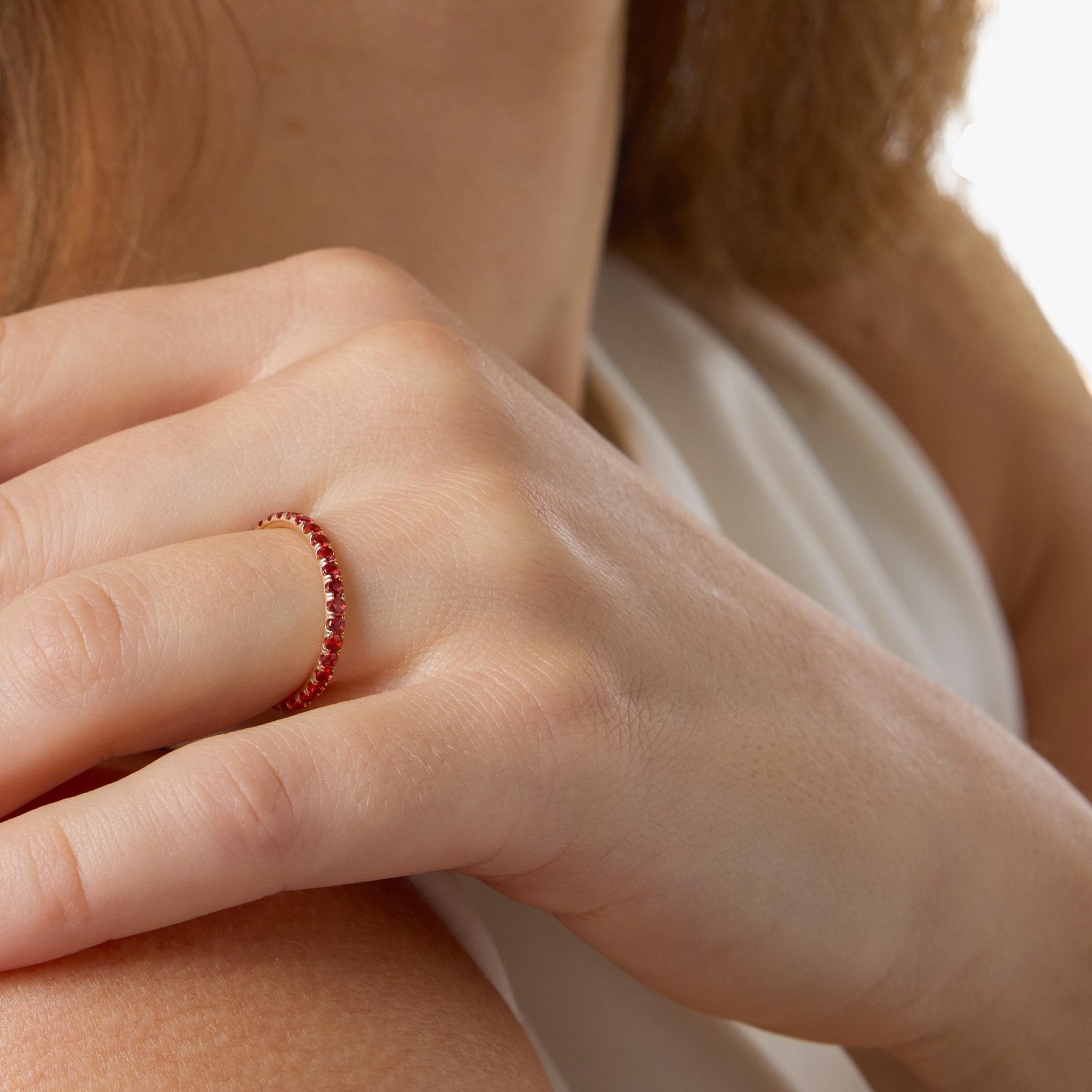 Lugano Mandarin Garnet 18k rose gold eternity band