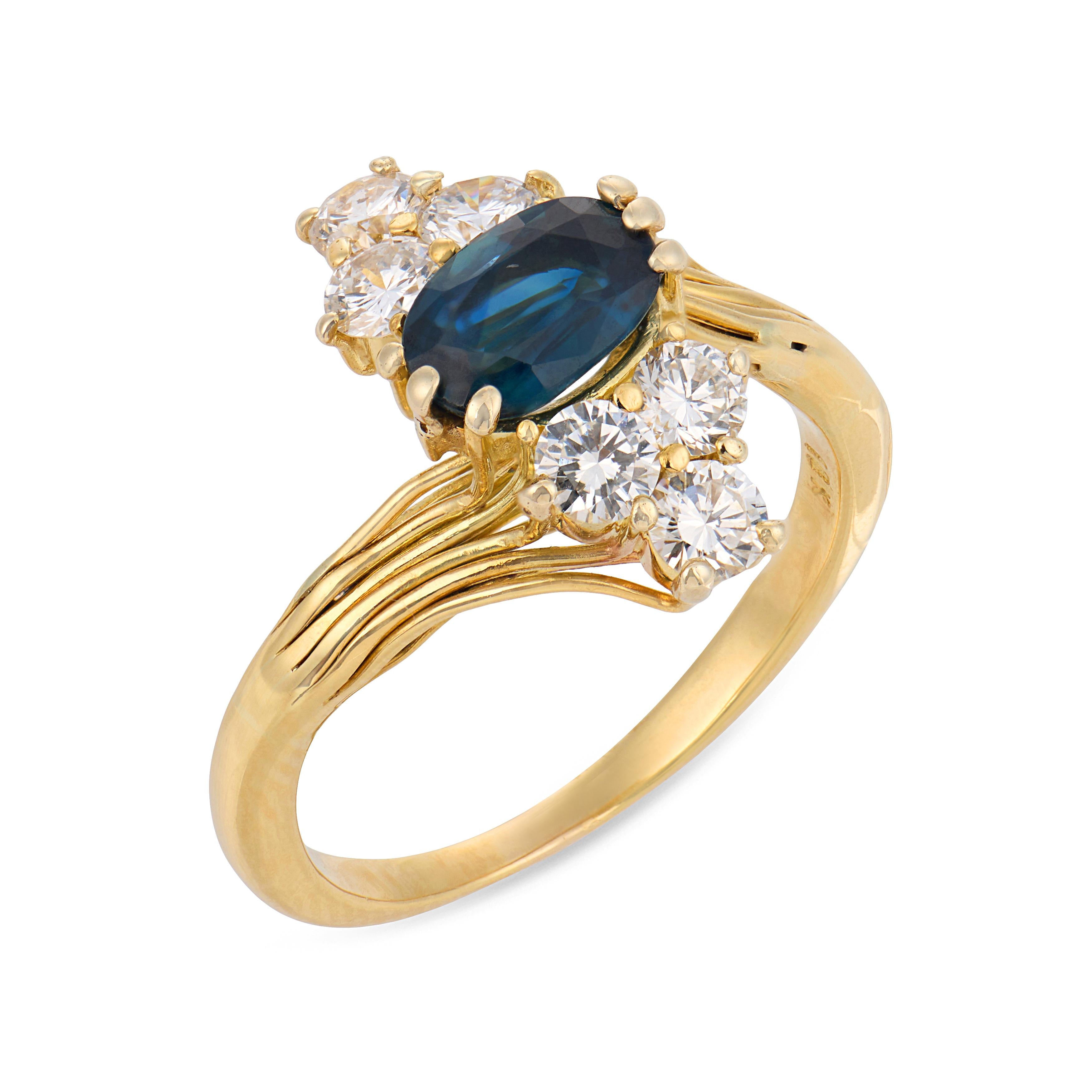 Vintage sapphire diamond 18k yellow gold ring
