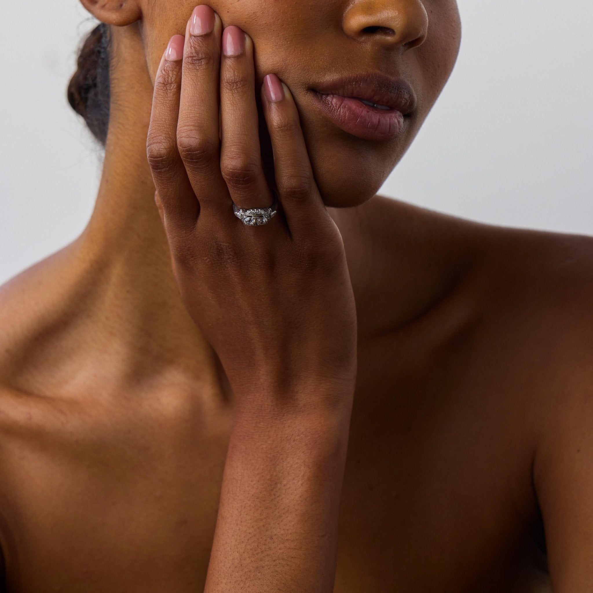 Mid Century 1.10 carat diamond platinum ring