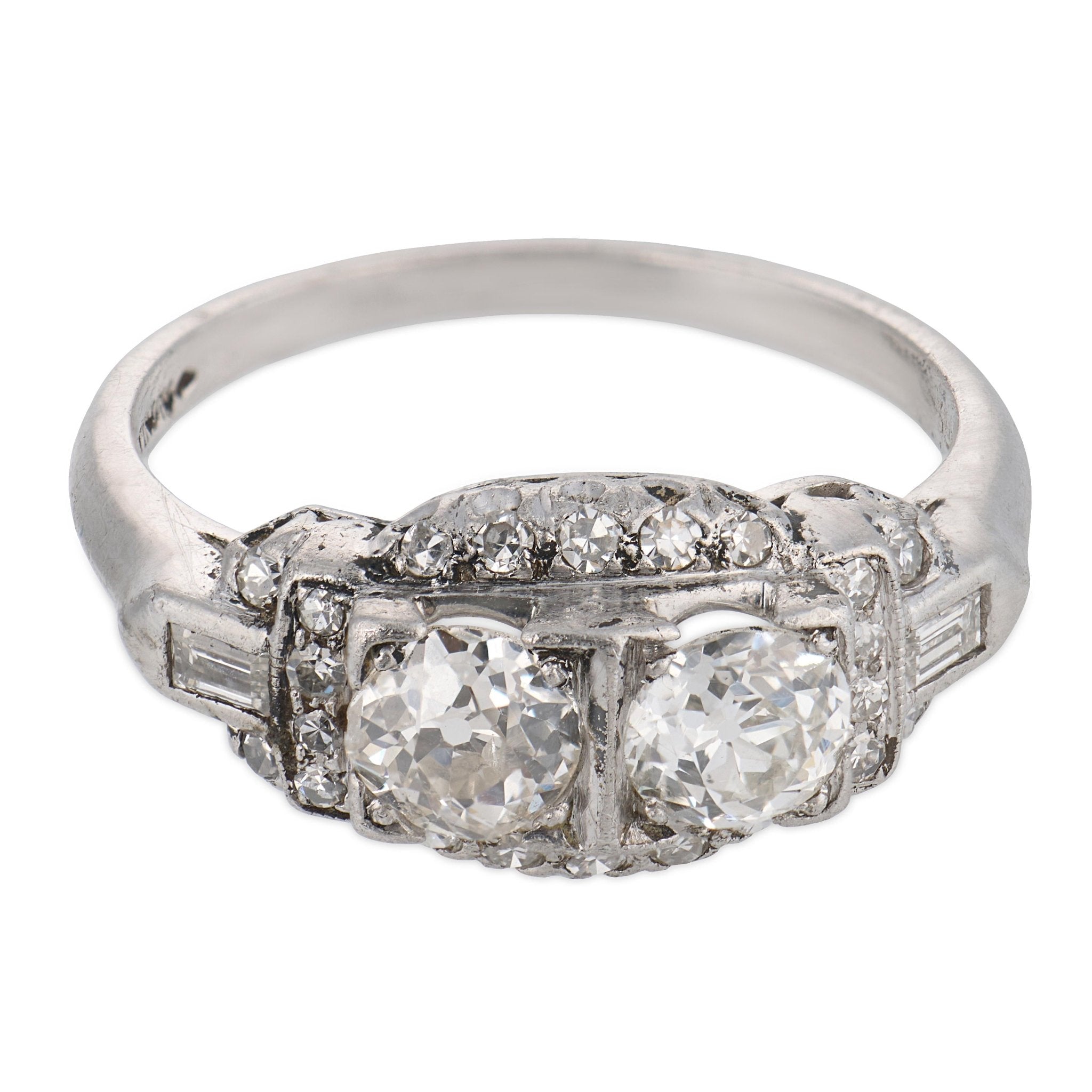 Mid Century 1.10 carat diamond platinum ring