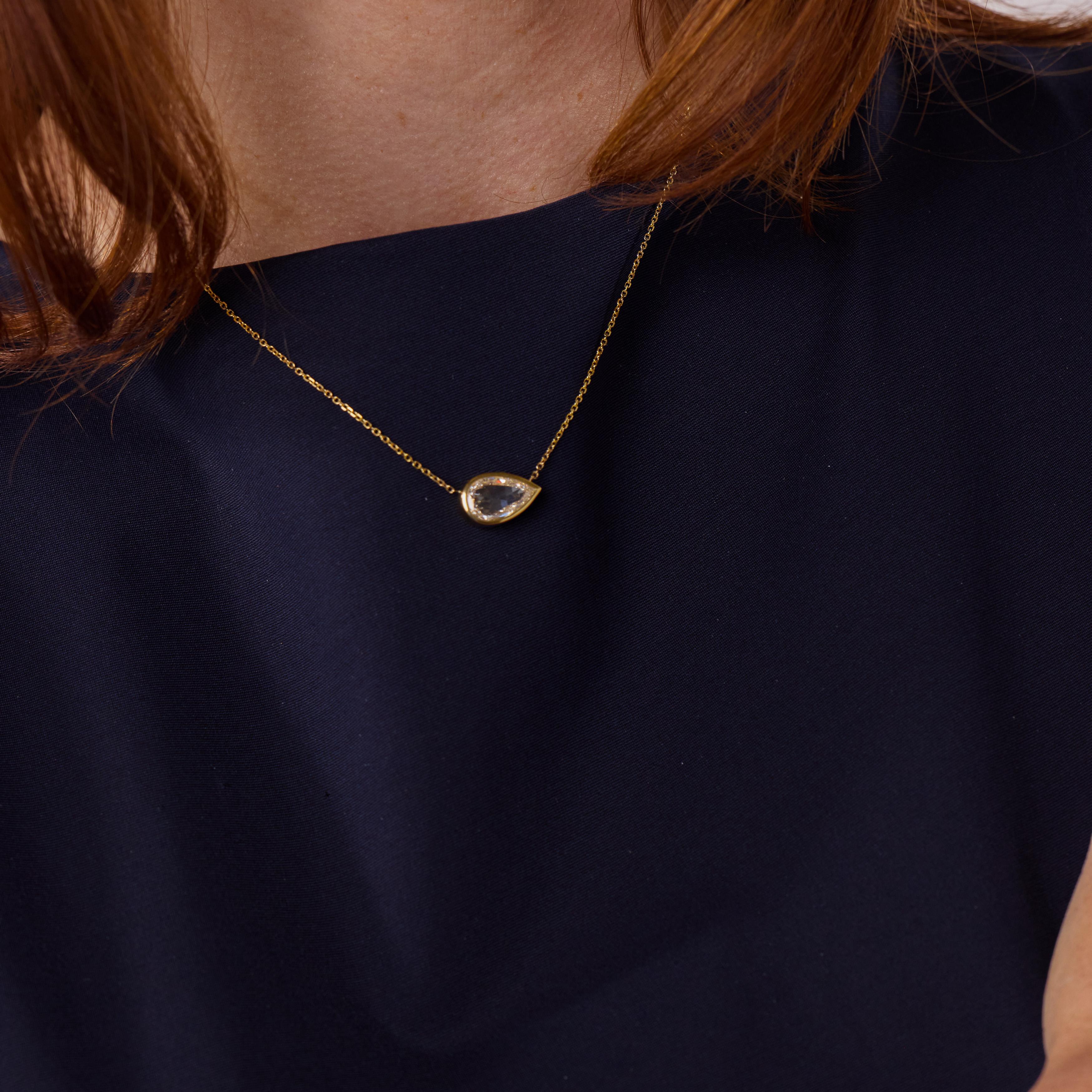 Contemporary GIA 2.02 carat diamond 18k yellow gold necklace