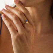 Vintage sapphire 18k yellow gold wrap ring