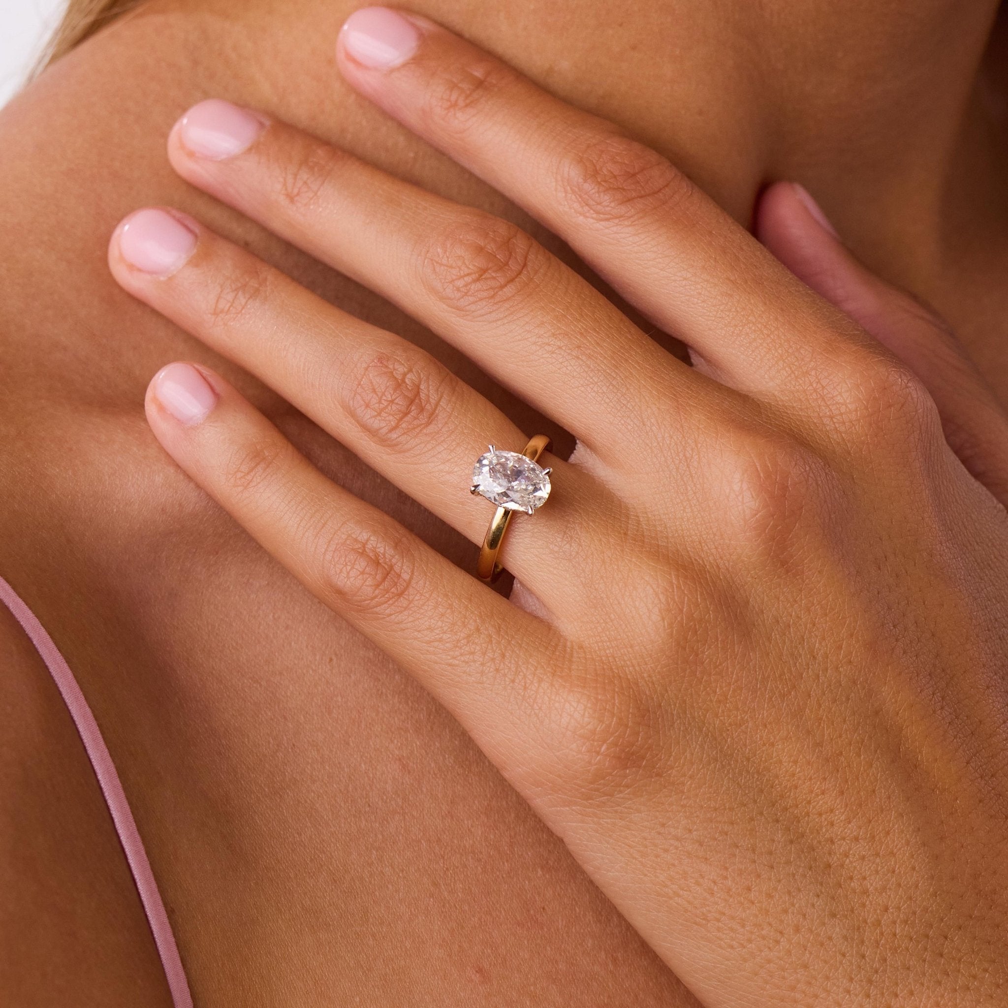 Tulum GIA 1.56 carat oval cut diamond 18k yellow gold platinum engagement ring