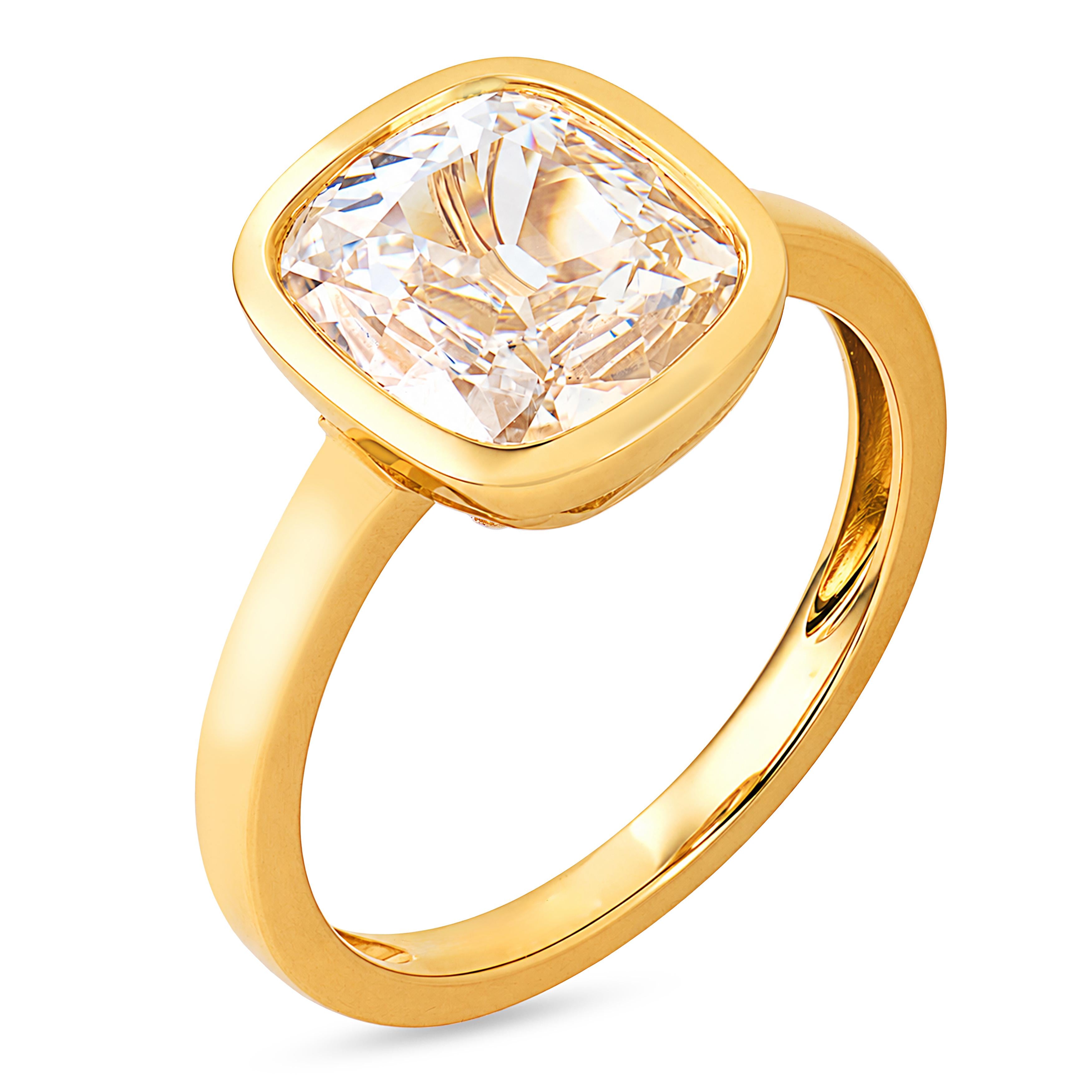 Melrose GIA 2.02 carat diamond 18k yellow gold bezel set ring - T&H Exclusive