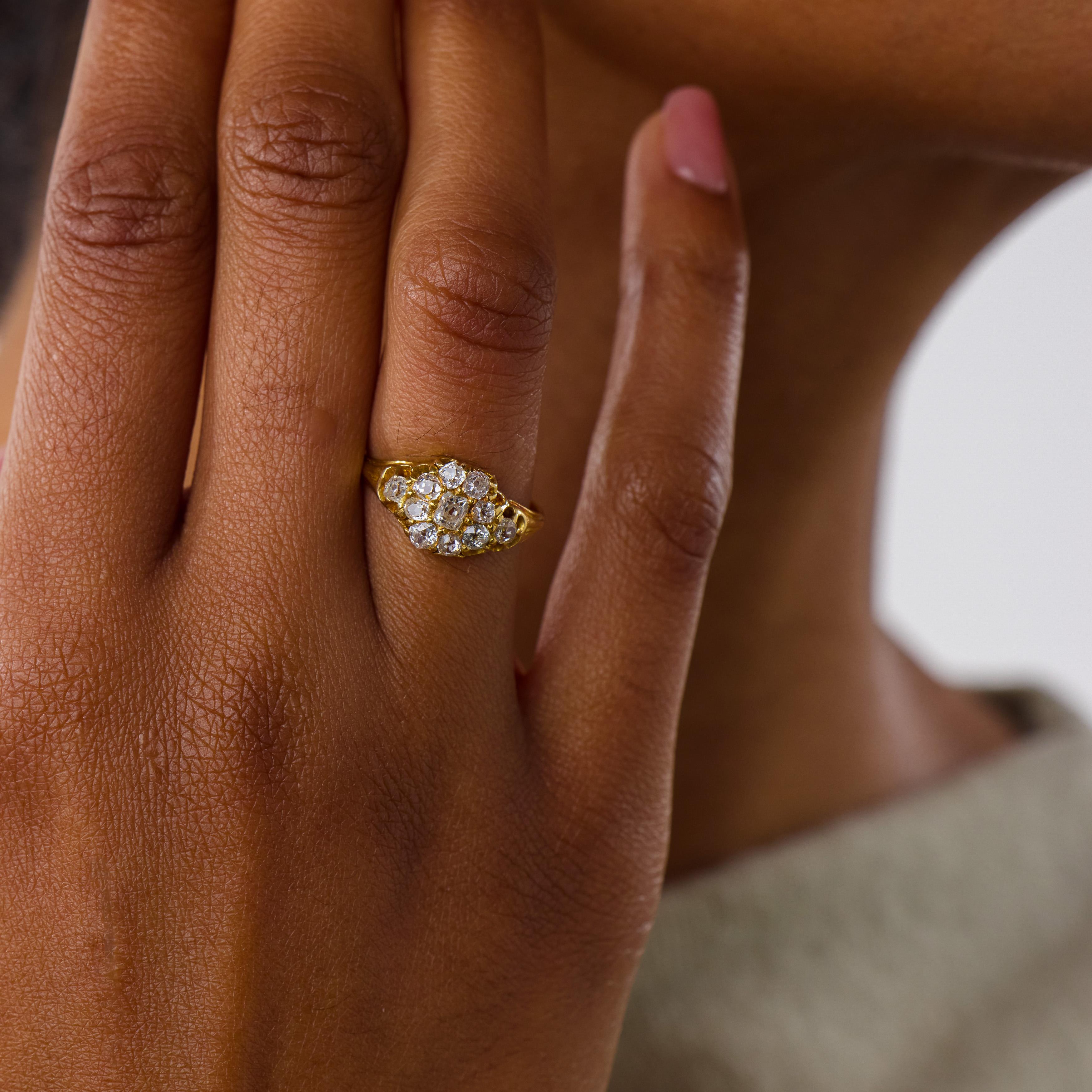 Victorian old mine cut diamond 18k yellow gold cluster ring