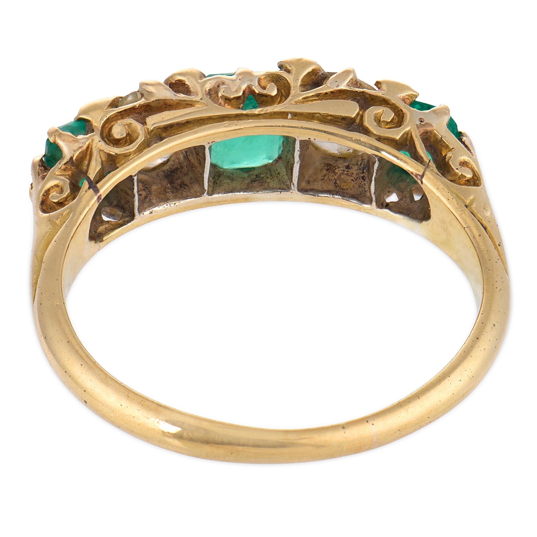 Victorian emerald diamond 14k yellow gold 5 stone ring