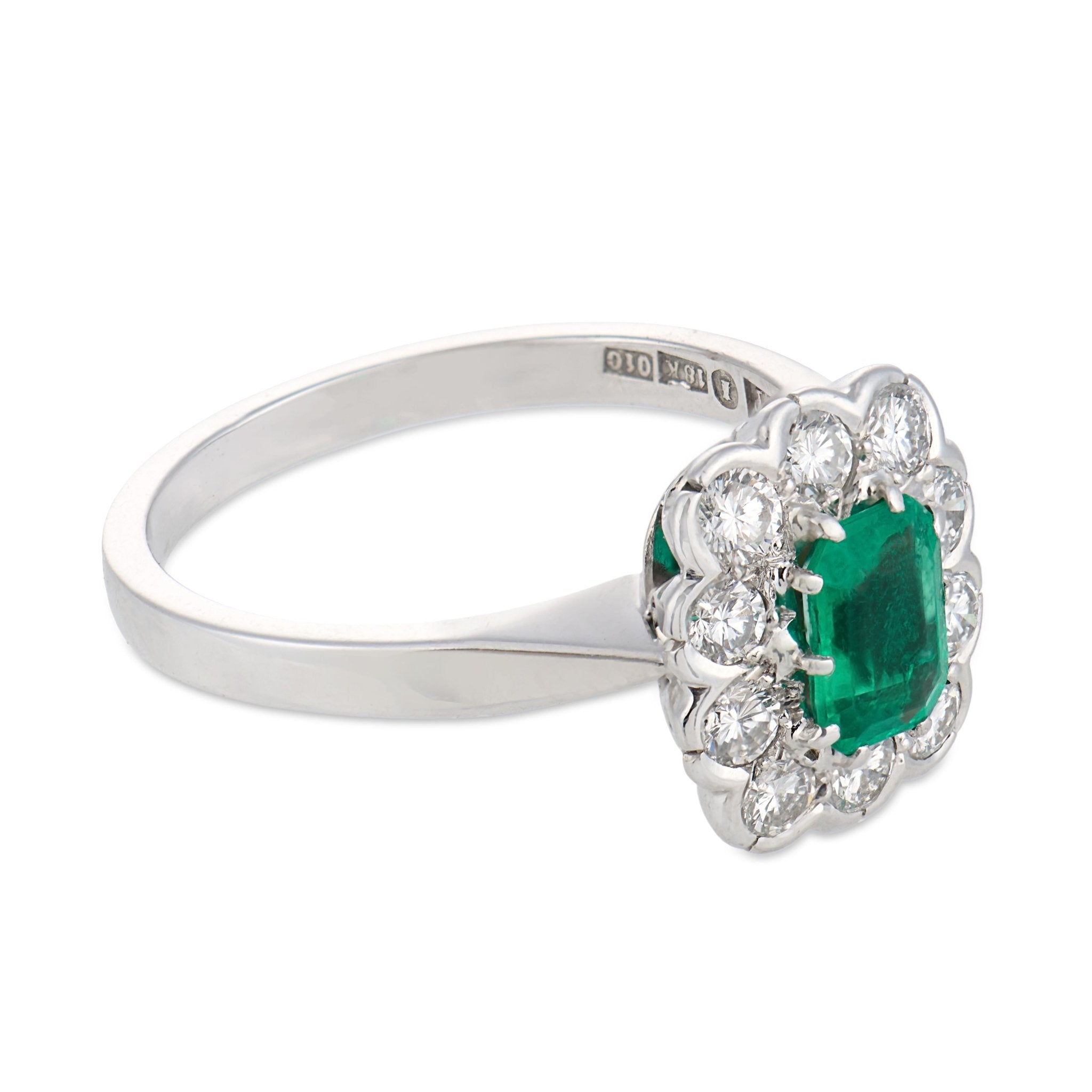 Vintage Colombian emerald diamond 18k white gold cluster ring
