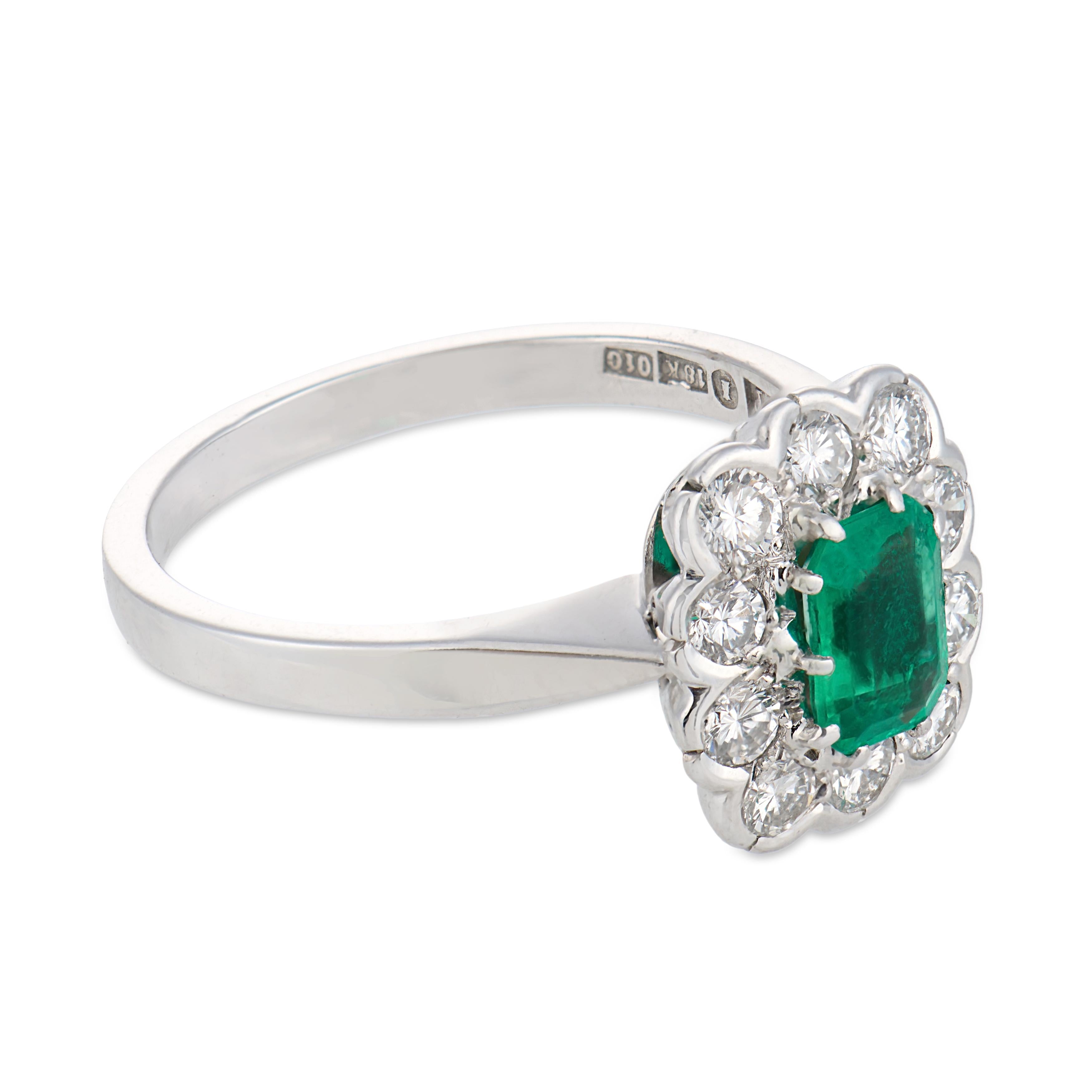 Vintage Colombian emerald diamond 18k white gold cluster ring
