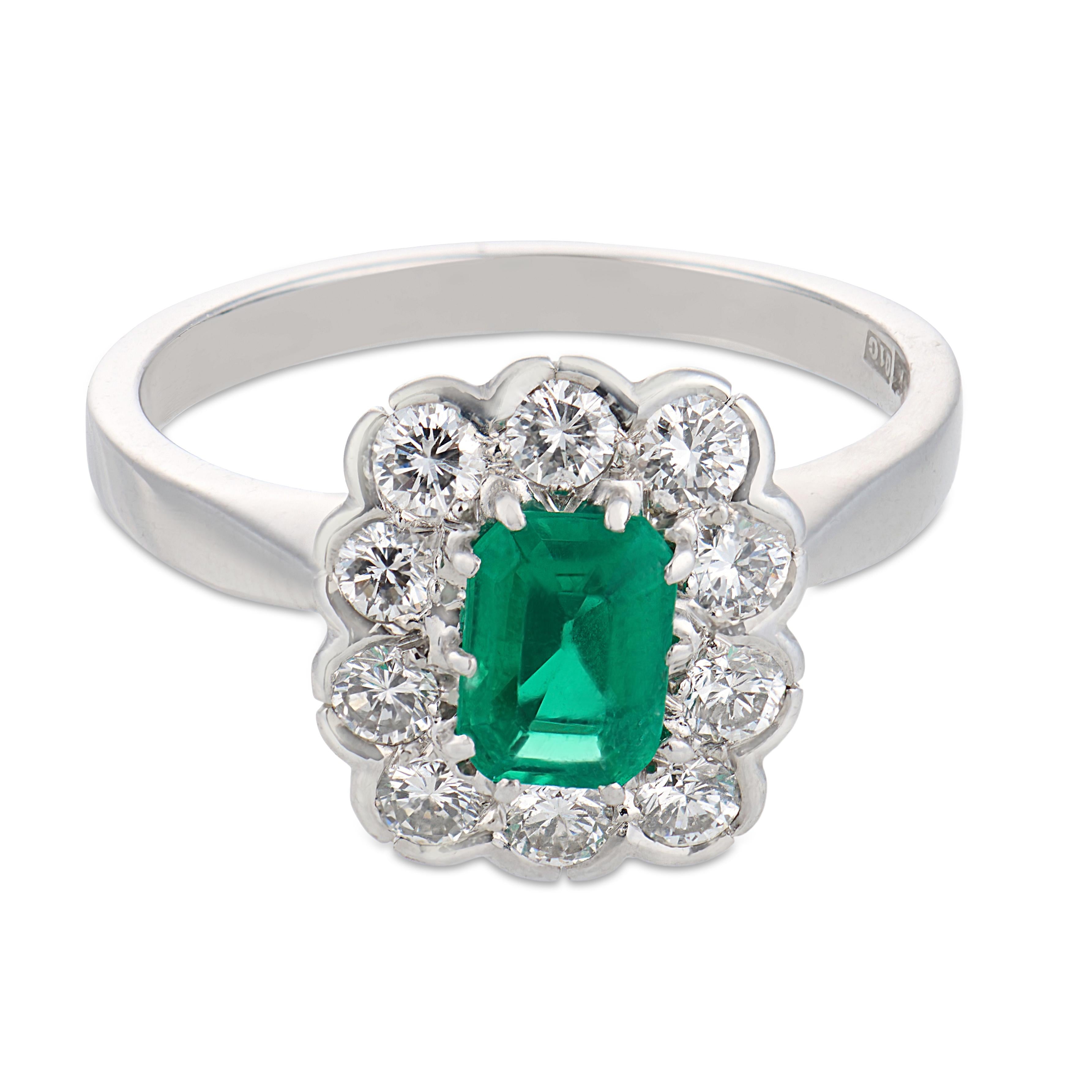 Vintage Colombian emerald diamond 18k white gold cluster ring