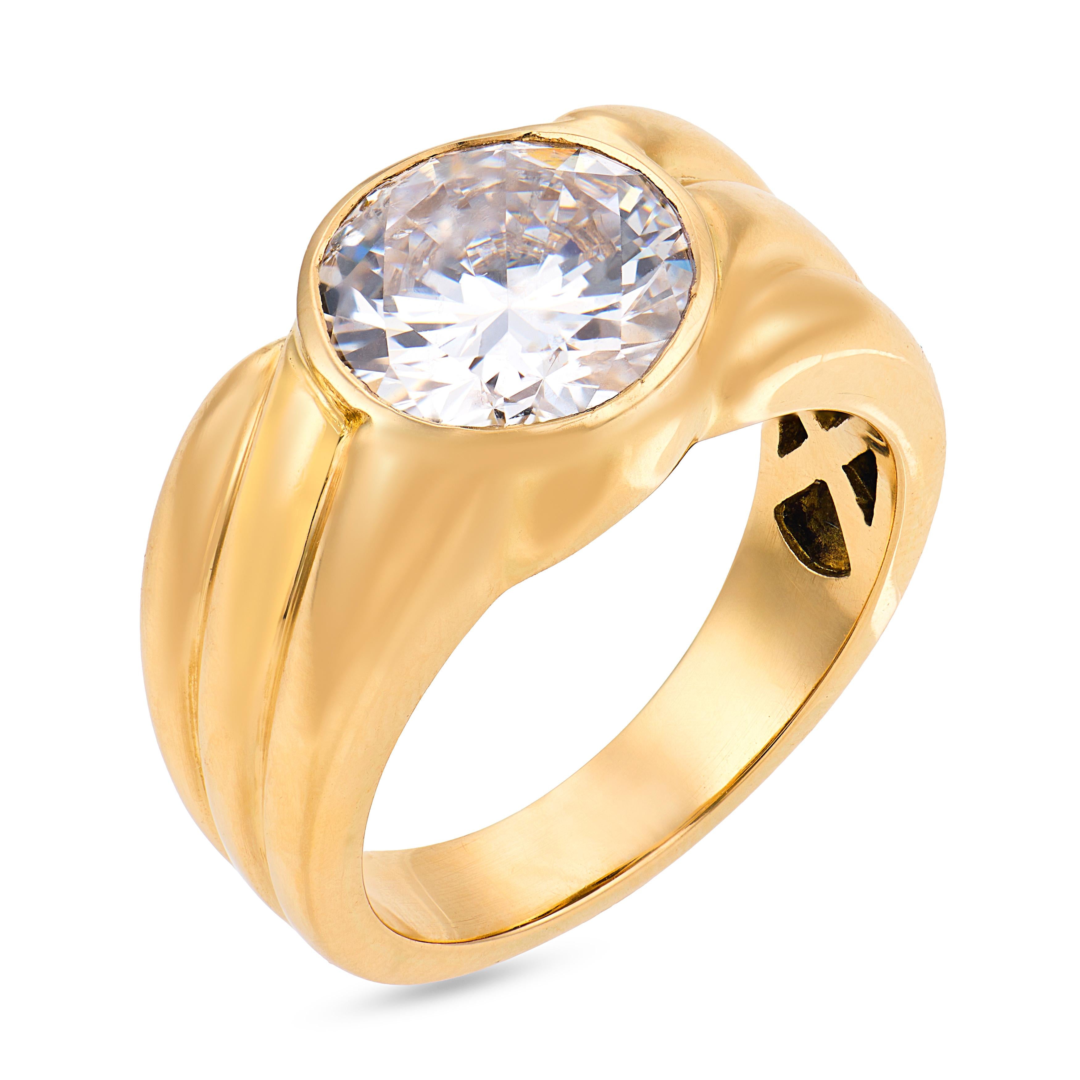 French GIA 2.80 carat diamond 18k yellow gold engagement ring
