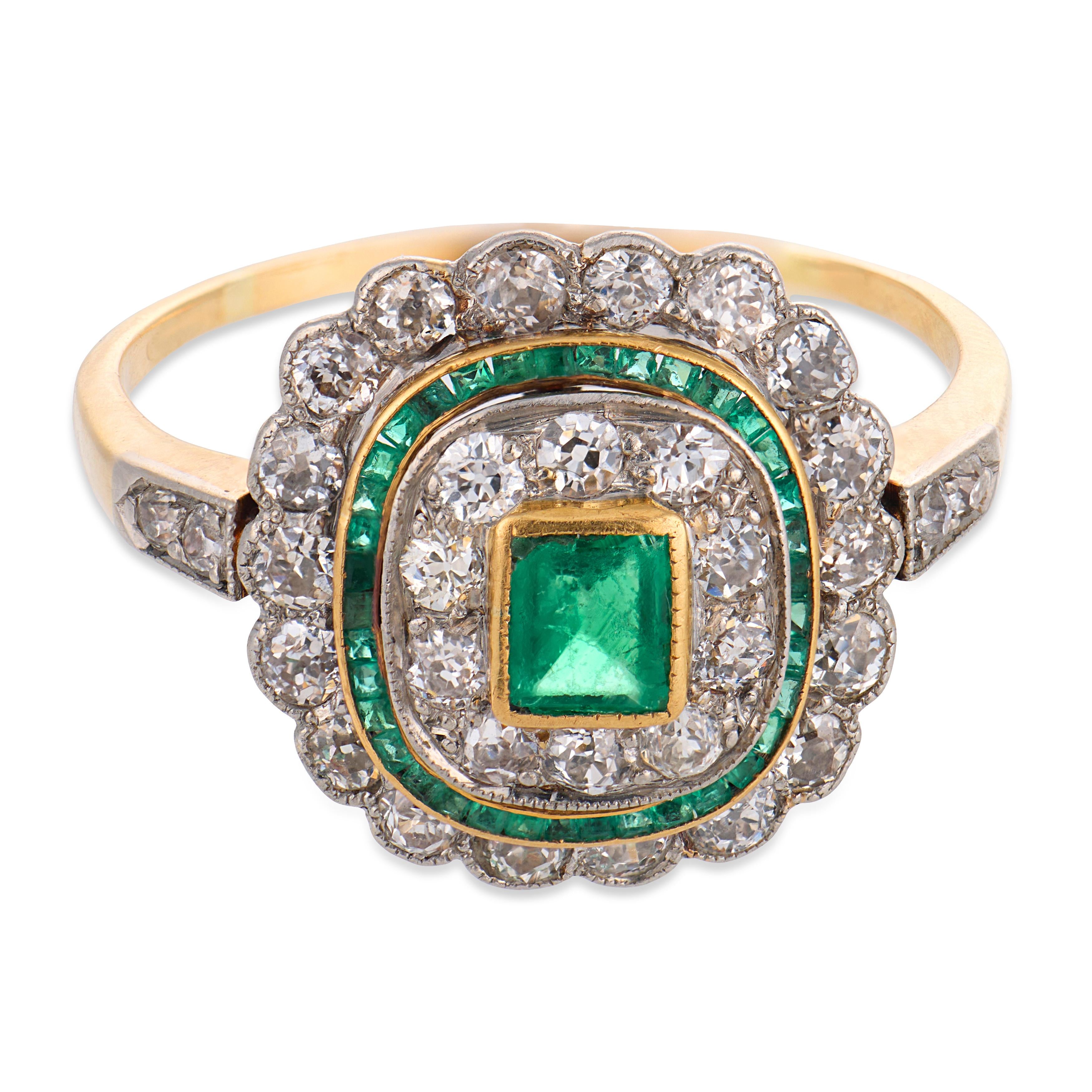 Edwardian emerald diamond 18k gold and platinum cluster ring