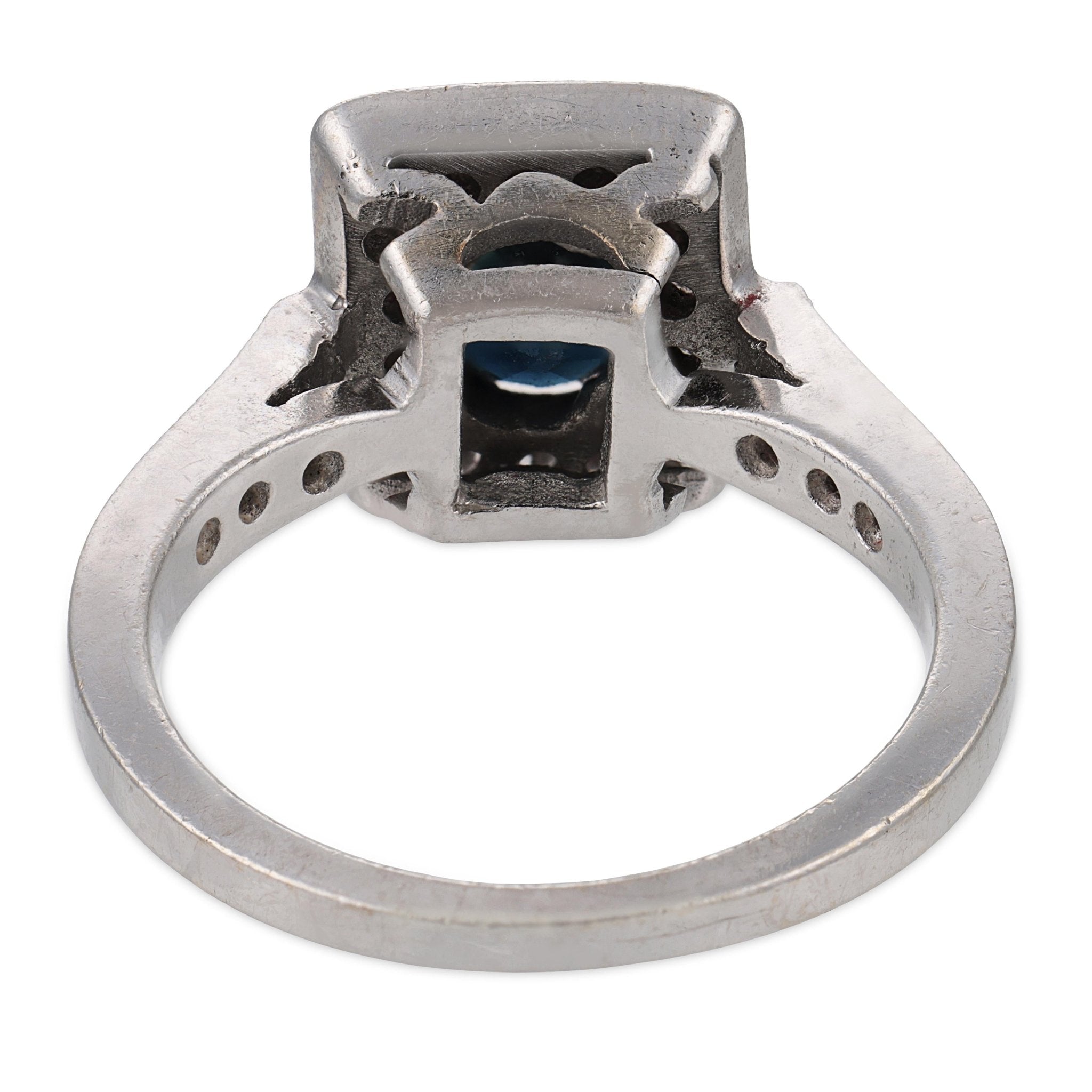 Vintage sapphire diamond 18k white gold ring