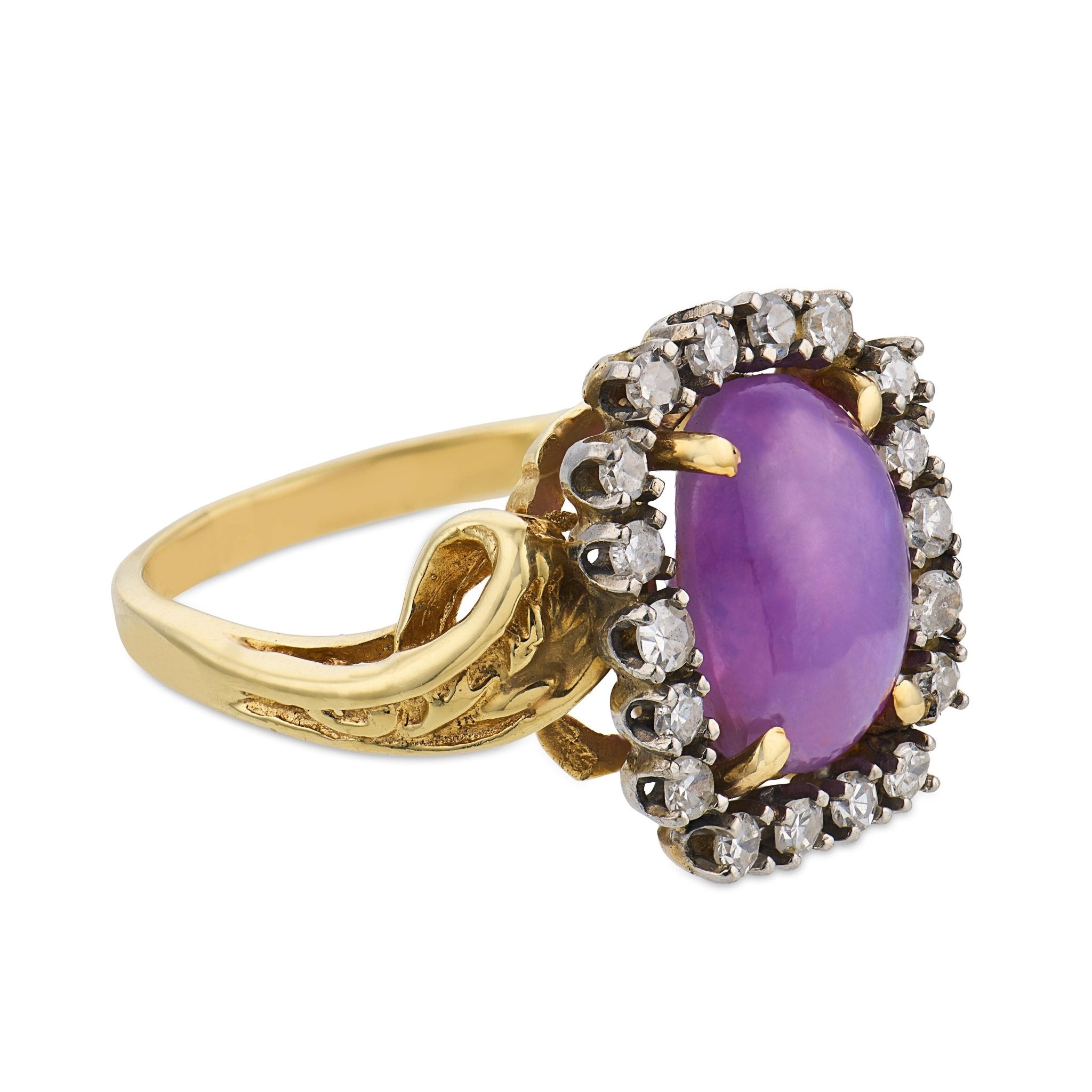 Retro 4.70 carat star sapphire diamond 14k yellow gold cluster ring