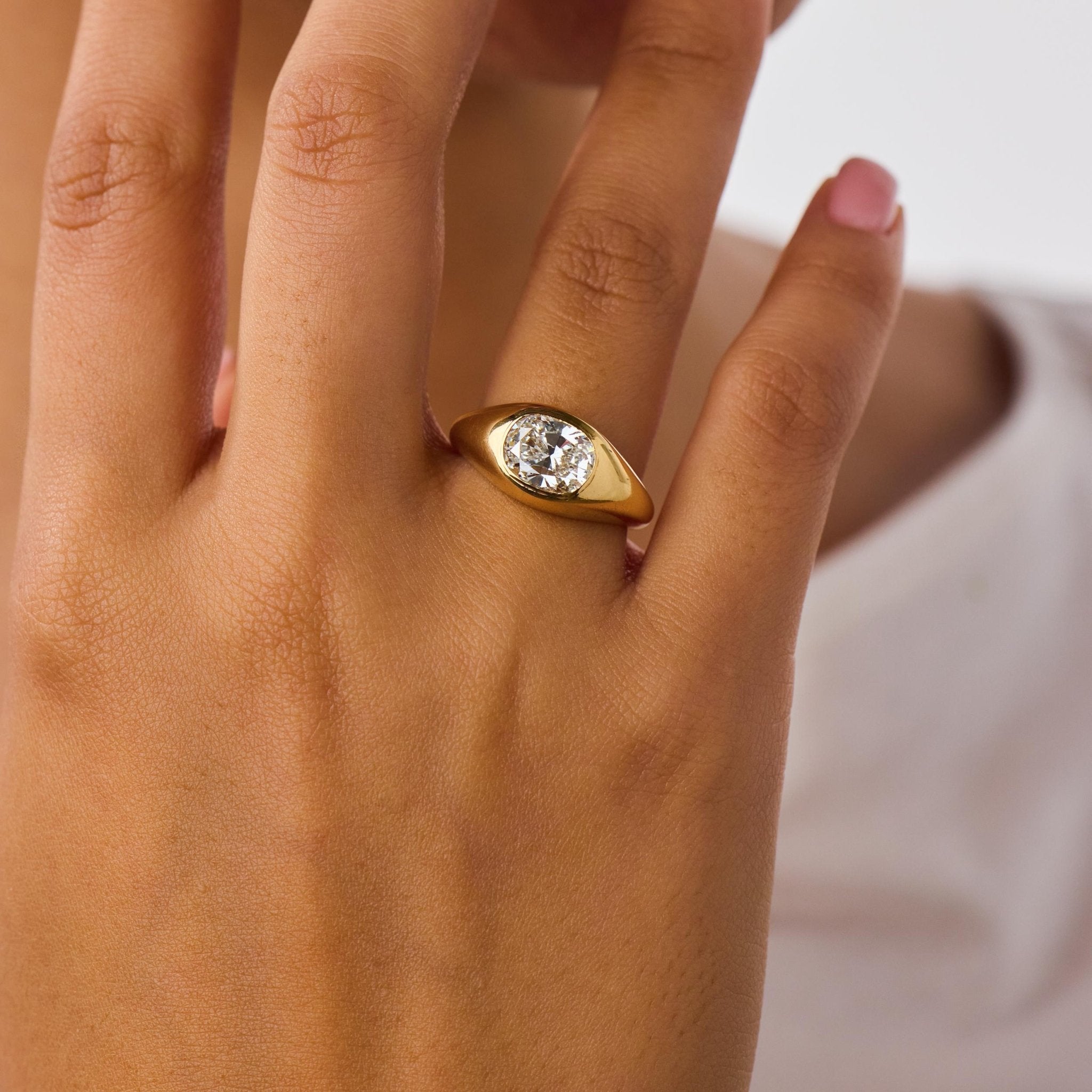 Vintage 1.76 carat cushion cut diamond 18k yellow gold engagement ring