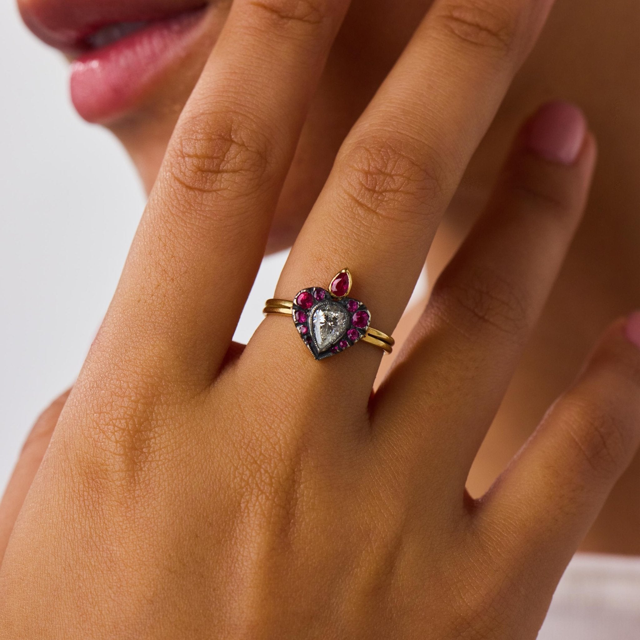 Victorian diamond ruby 18k yellow gold silver ring