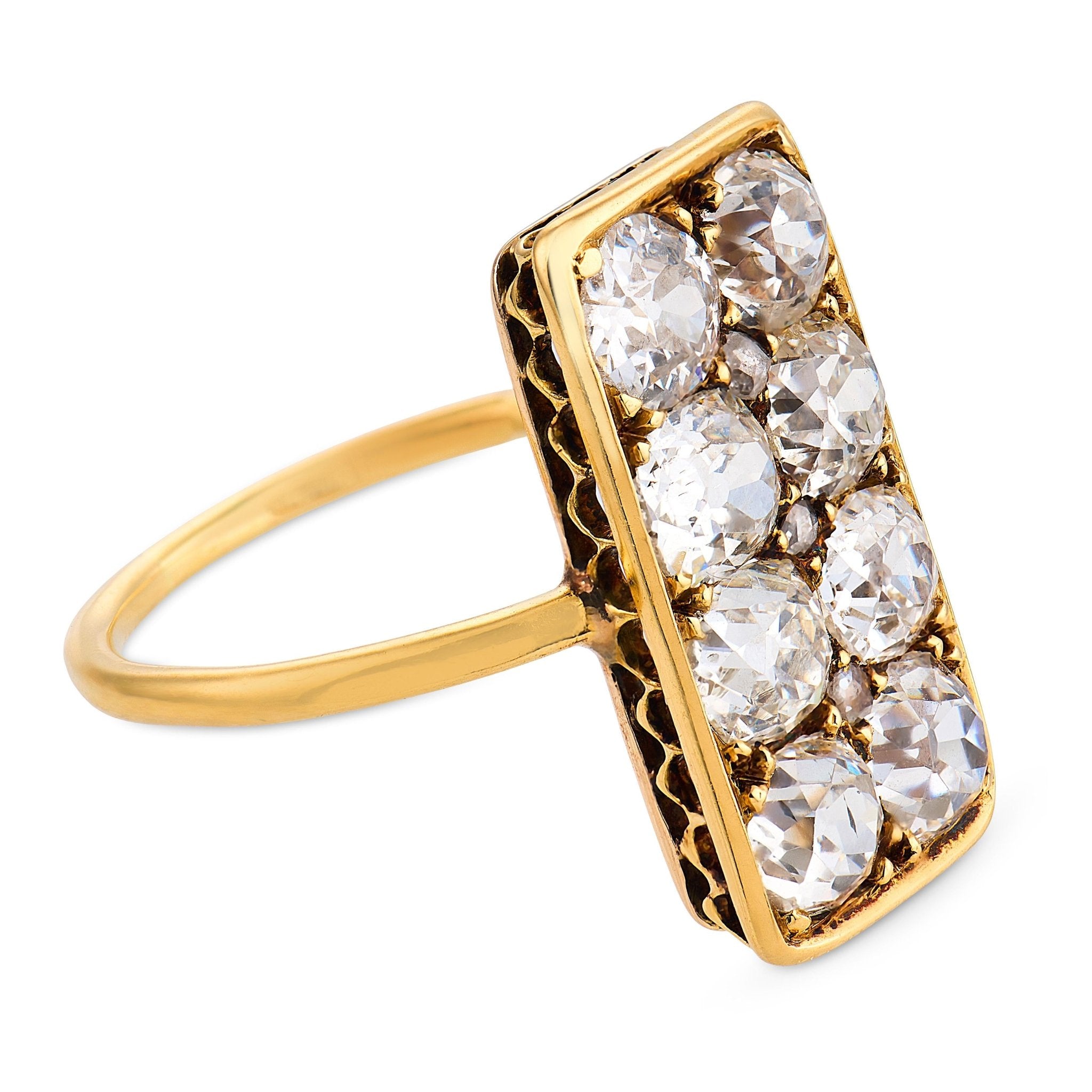 Victorian 2.80 carat old mine cut diamond 18k yellow gold ring