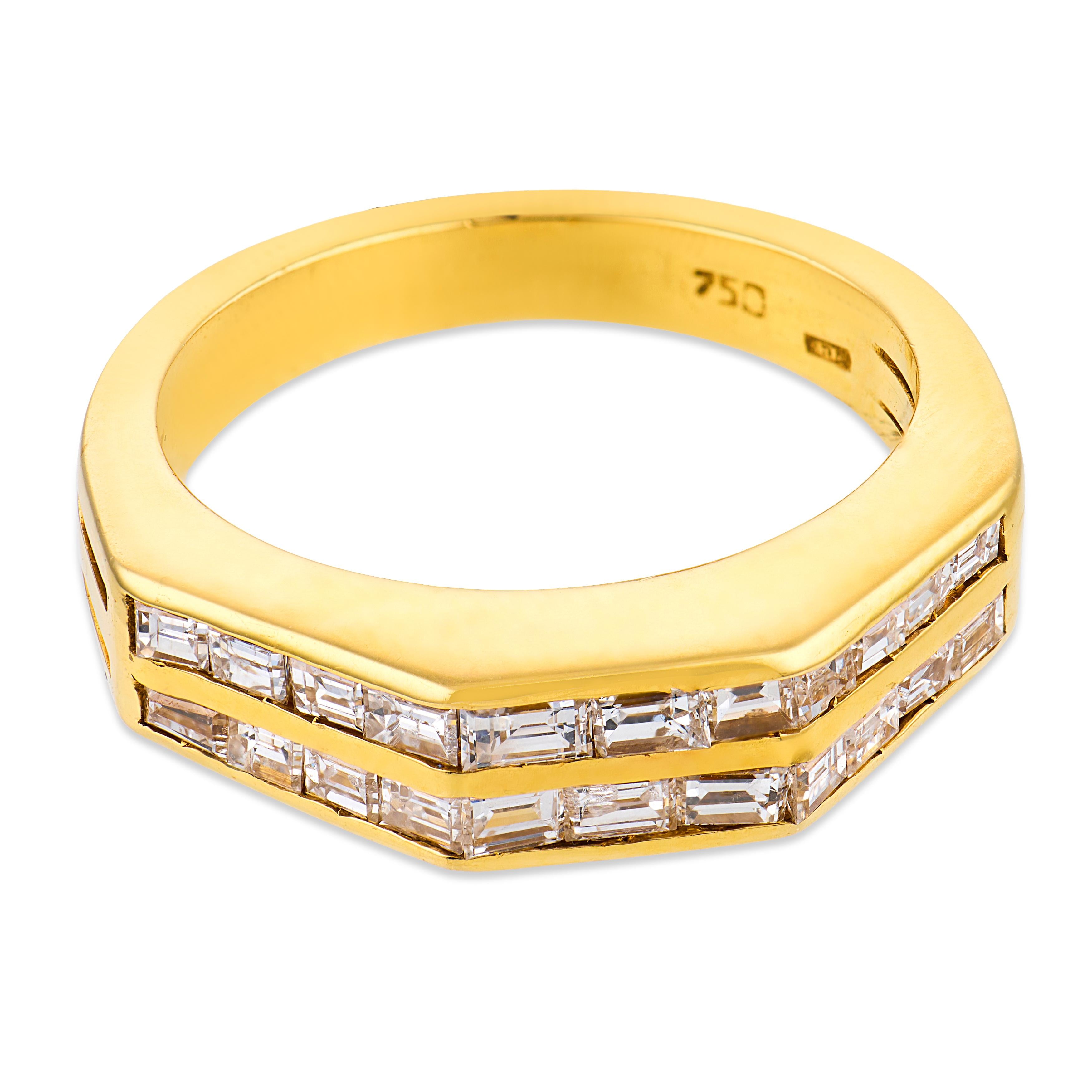 Vintage baguette cut diamond 18k yellow gold band ring