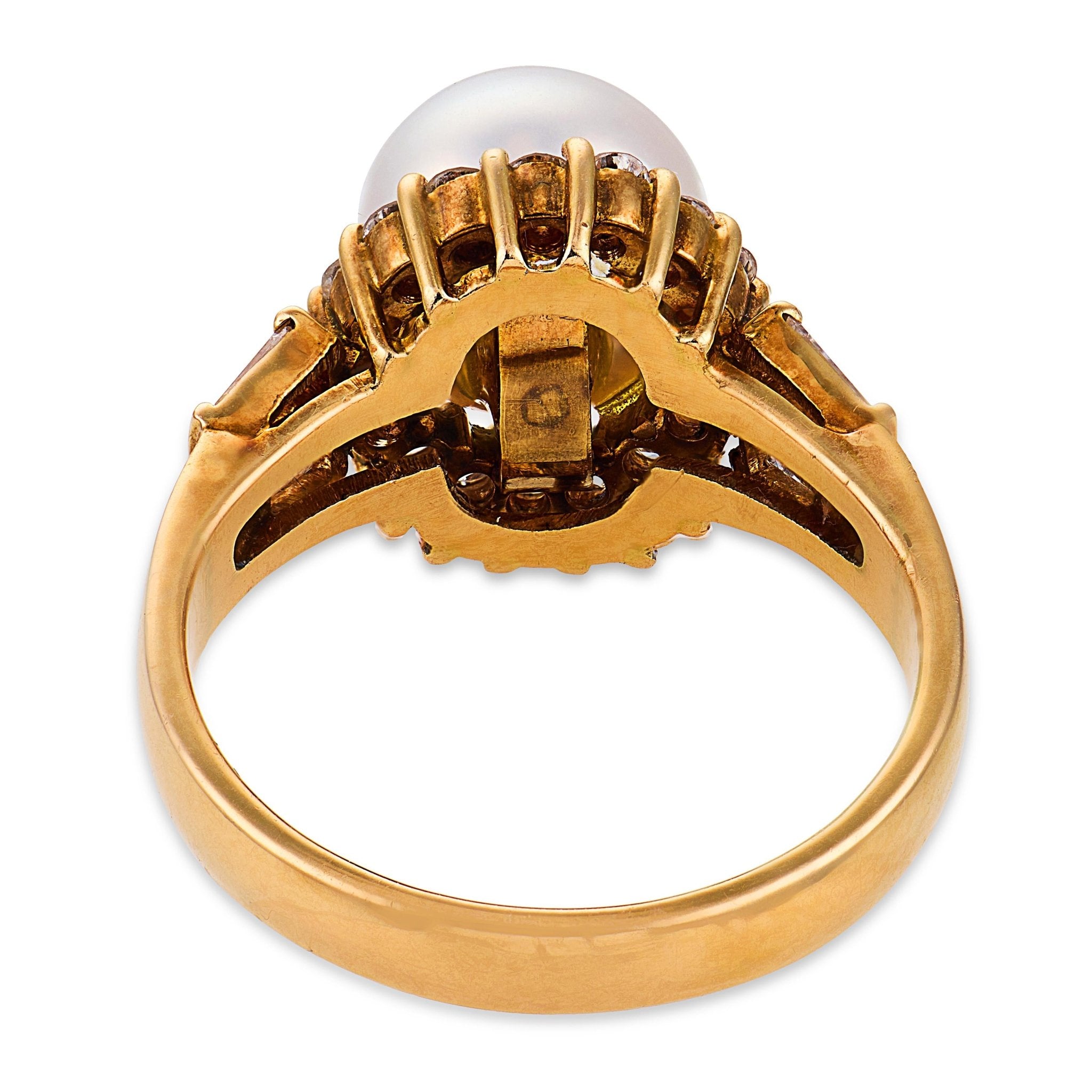 Vintage pearl diamond 18k yellow gold ring