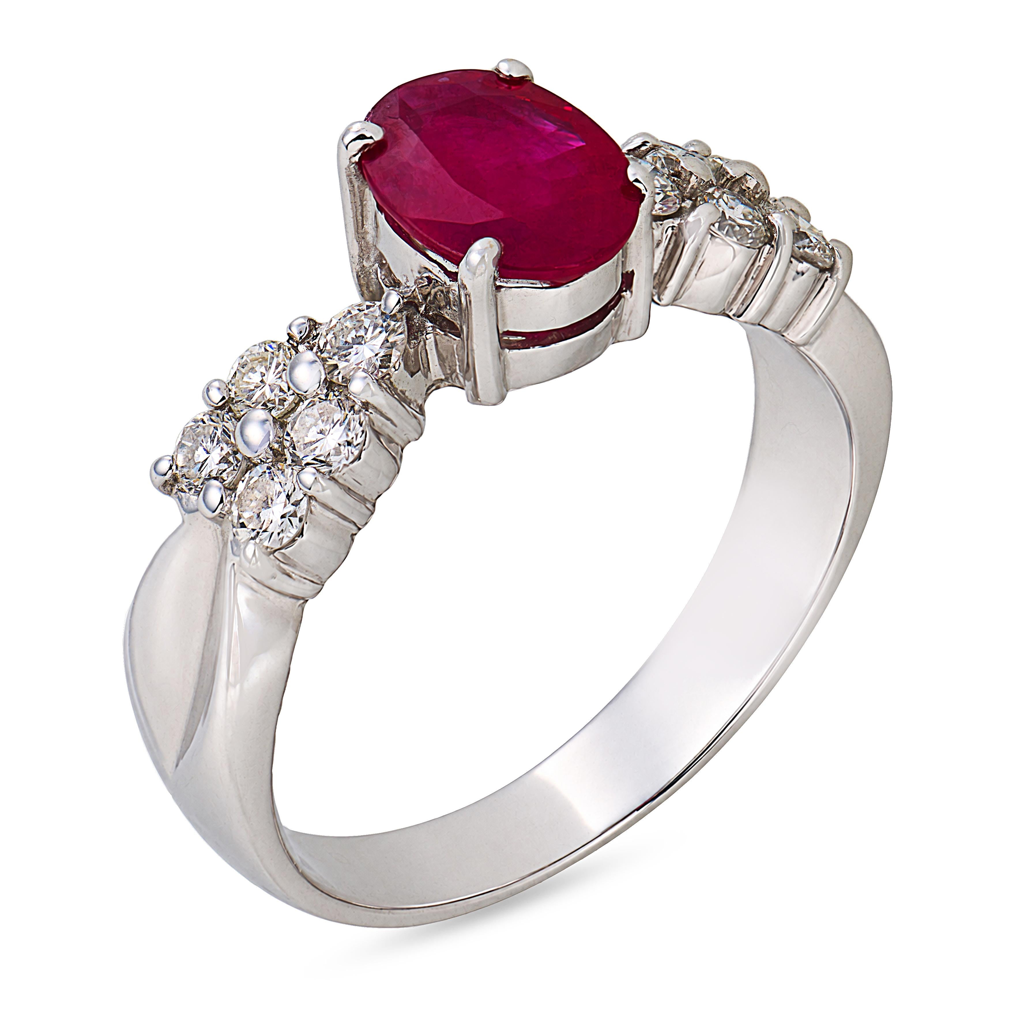 Vintage 1.01 carat ruby diamond 18k white gold ring