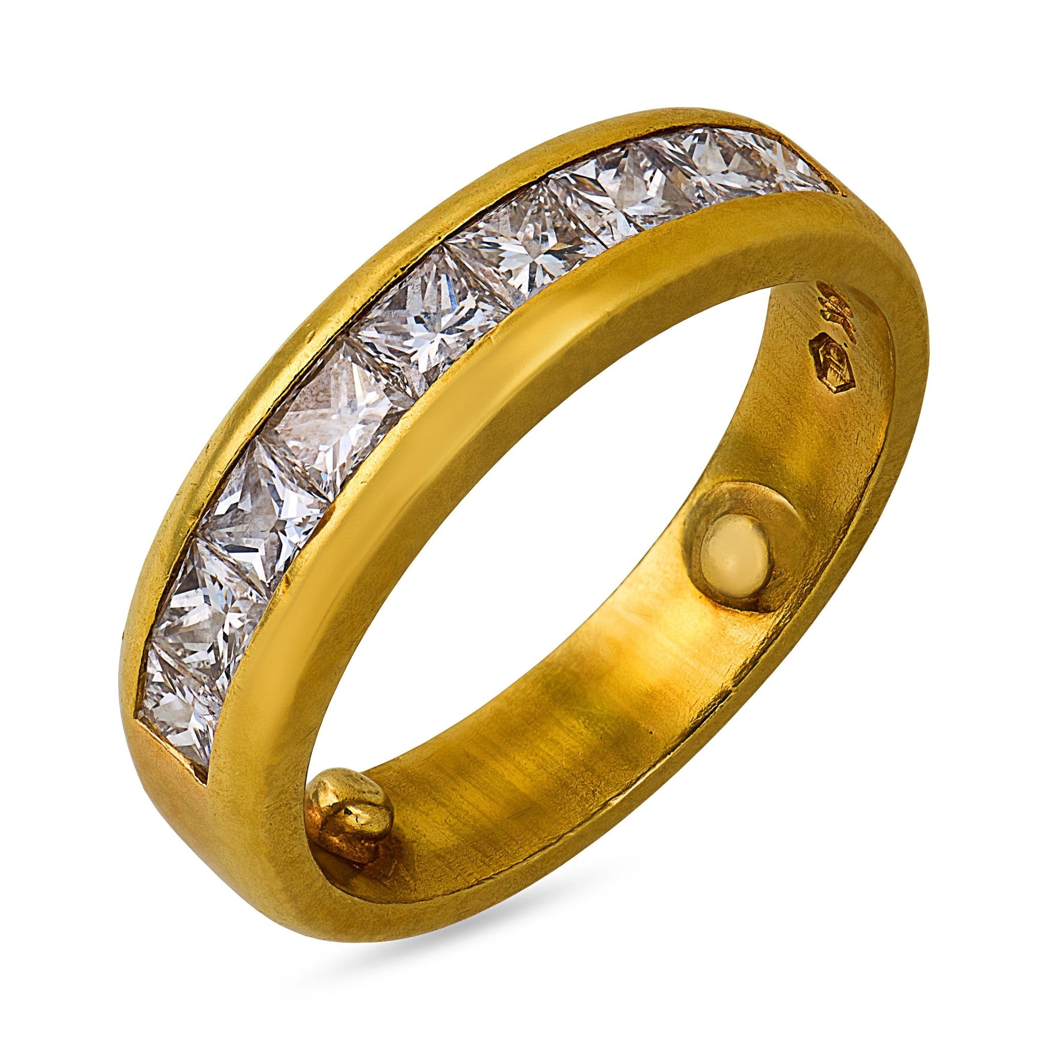 Vintage princess cut diamond 18k yellow gold band