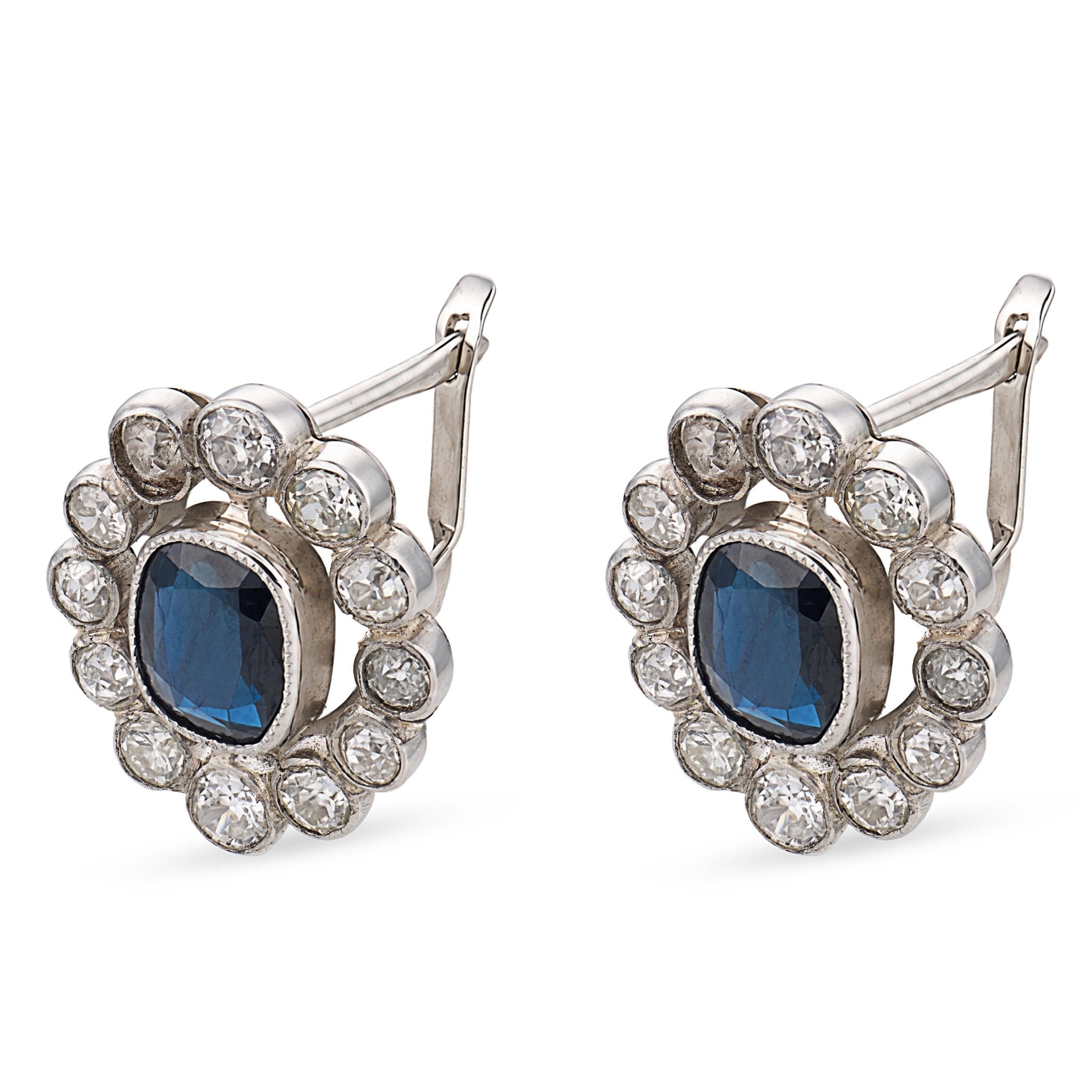Art Deco GIA 2.50 carat sapphire diamond platinum cluster earrings