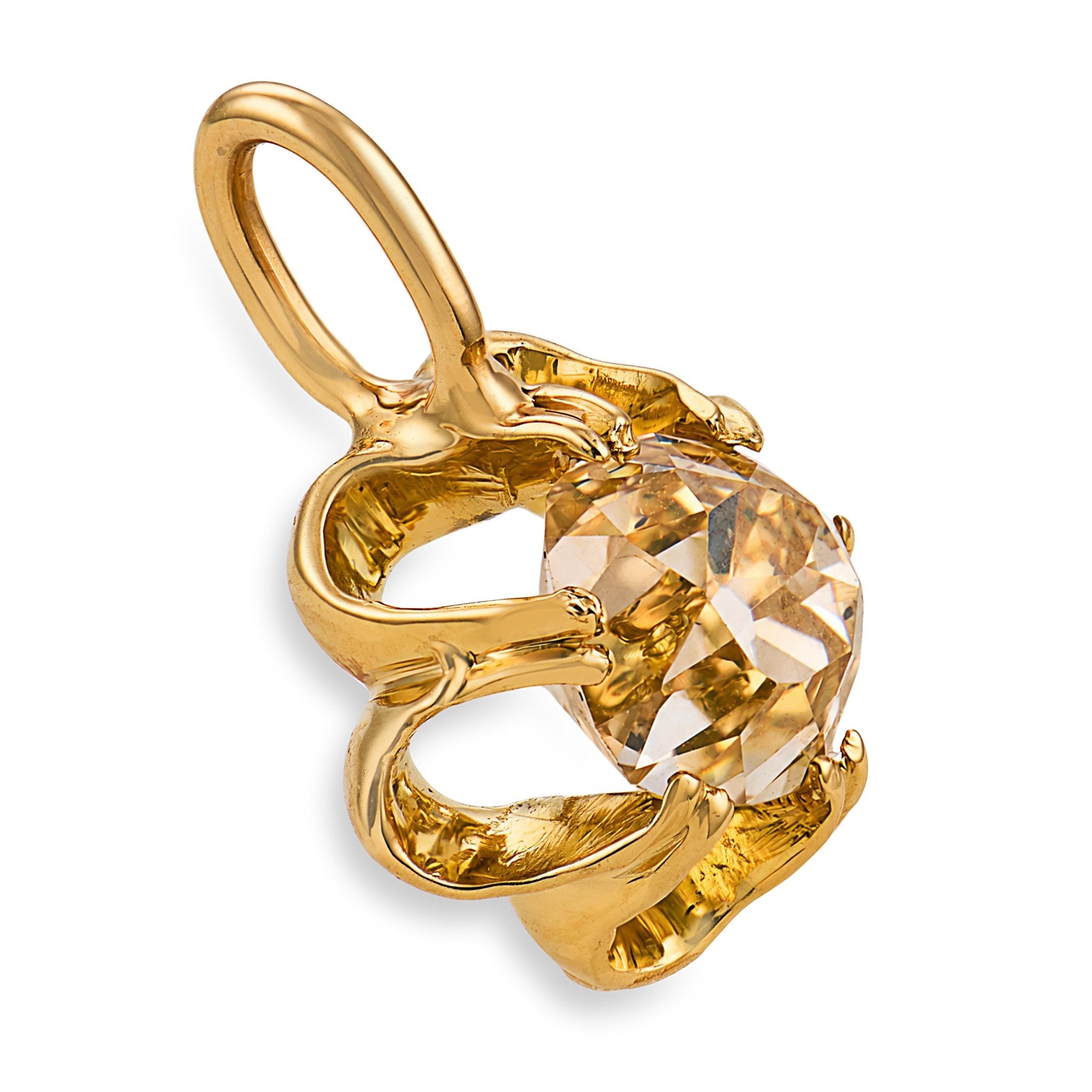 Victorian old mine cut cut diamond 18k yellow gold pendant