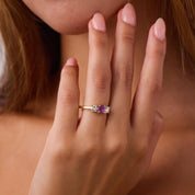 Vintage pink sapphire diamond 18k yellow gold three stone ring