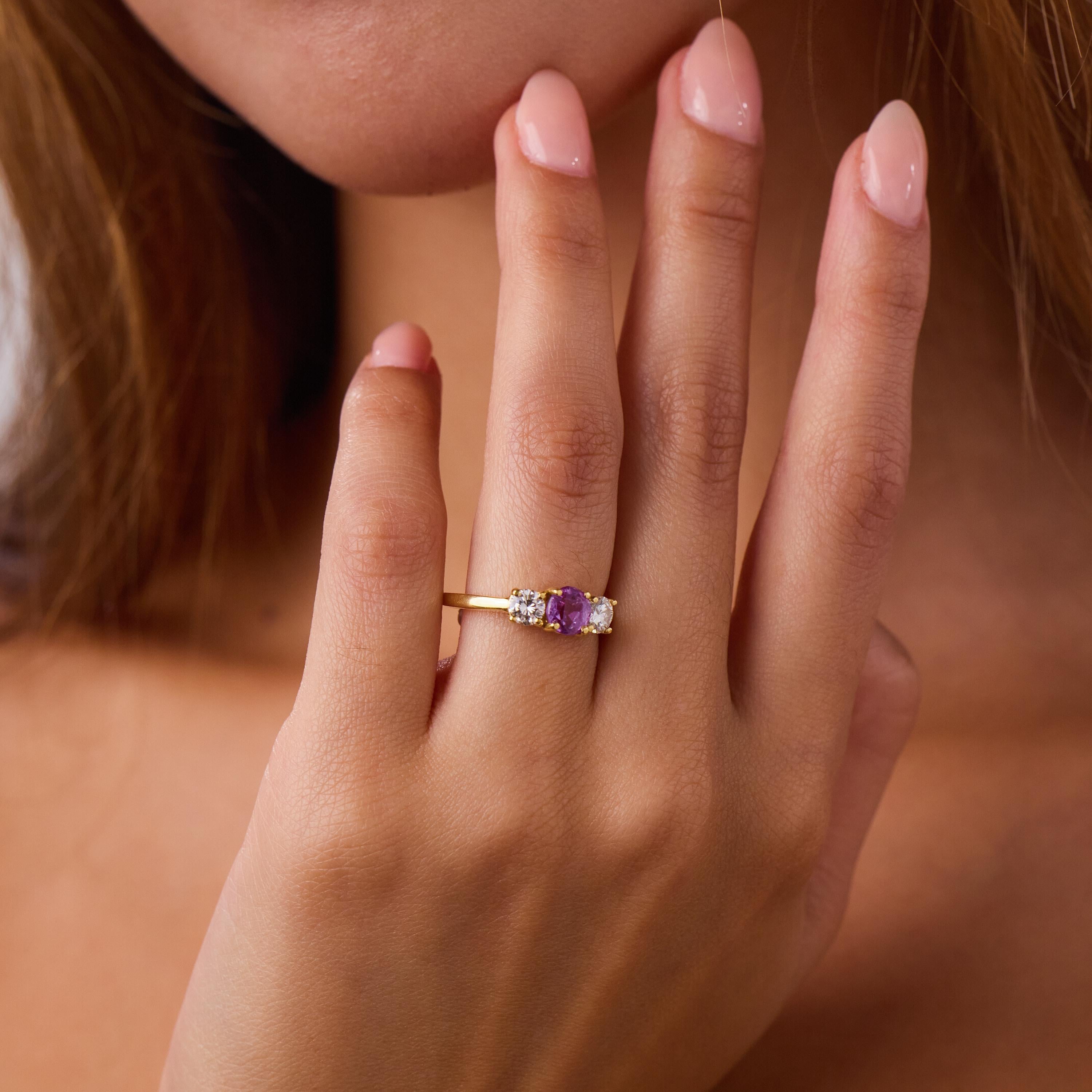 Vintage pink sapphire diamond 18k yellow gold three stone ring