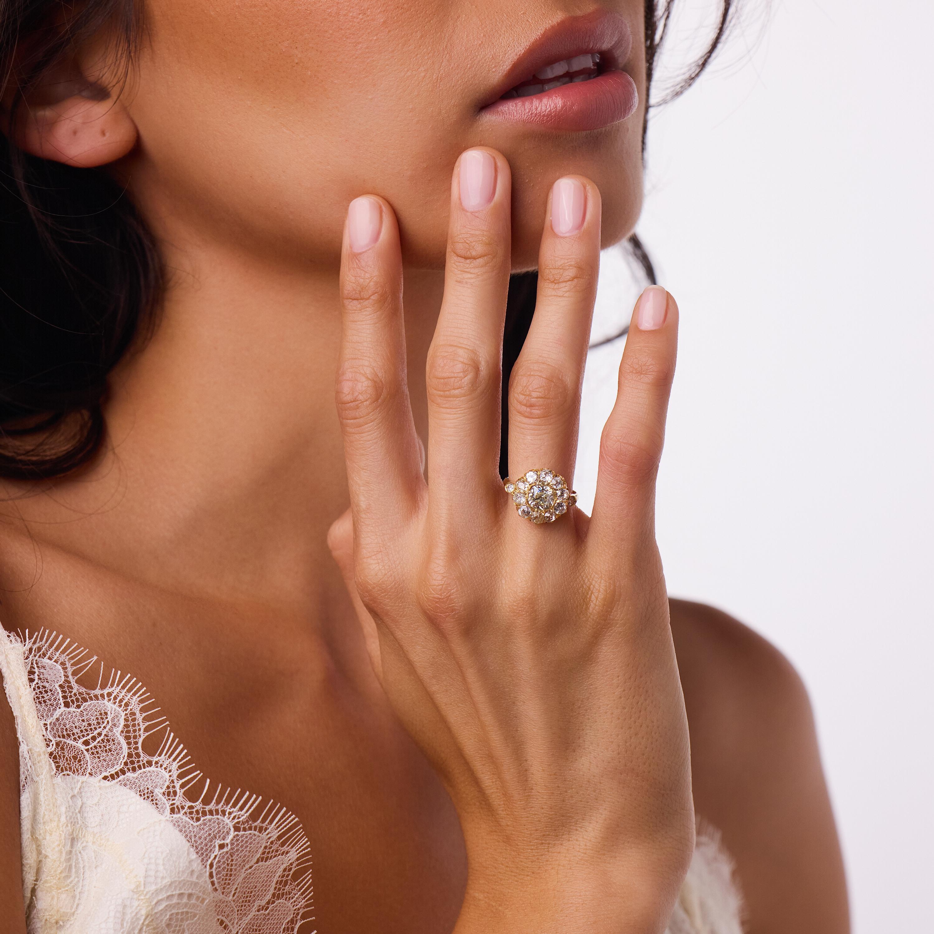 Victorian diamond 18k gold cluster ring
