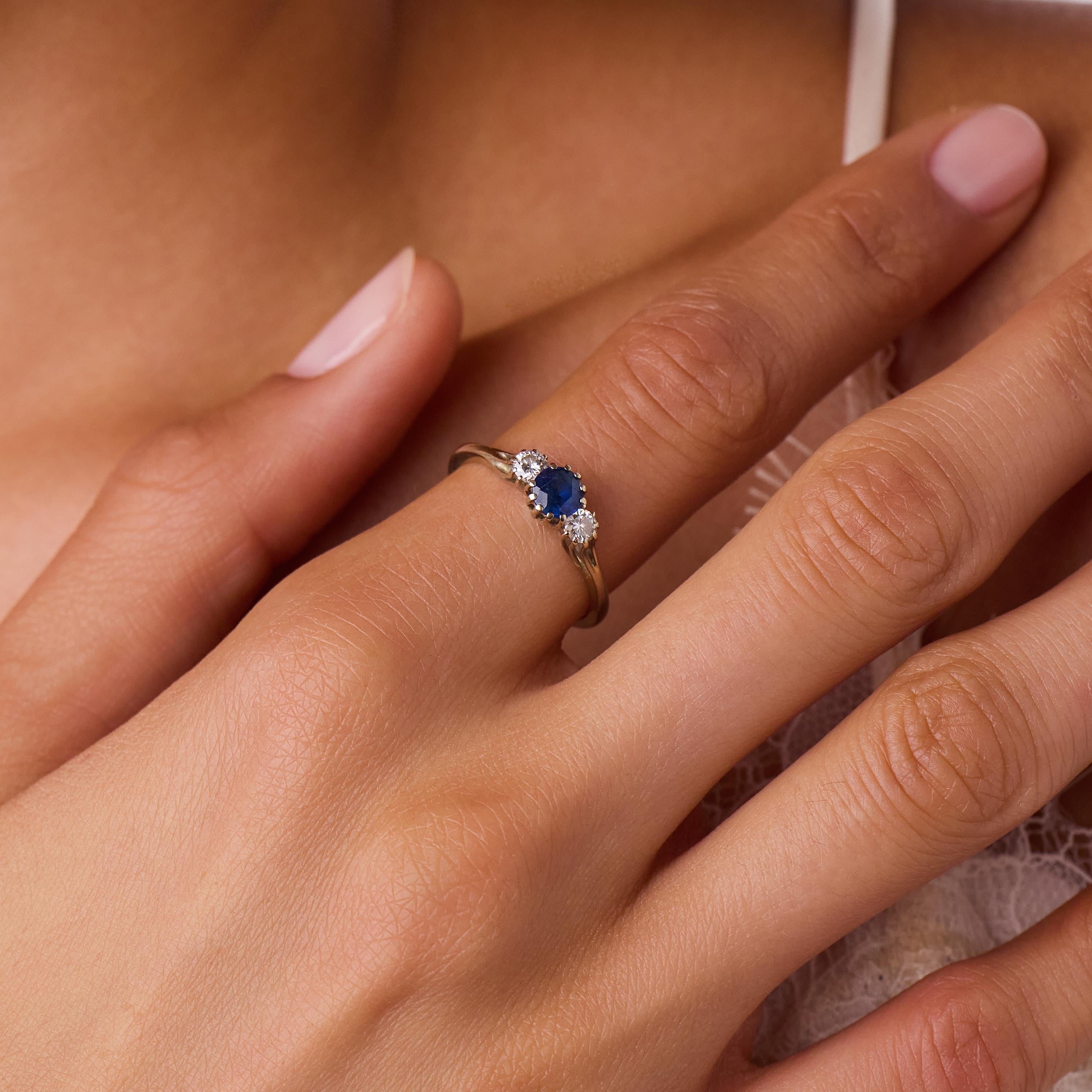 Italian mid-century sapphire diamond 18k gold three stone ring
