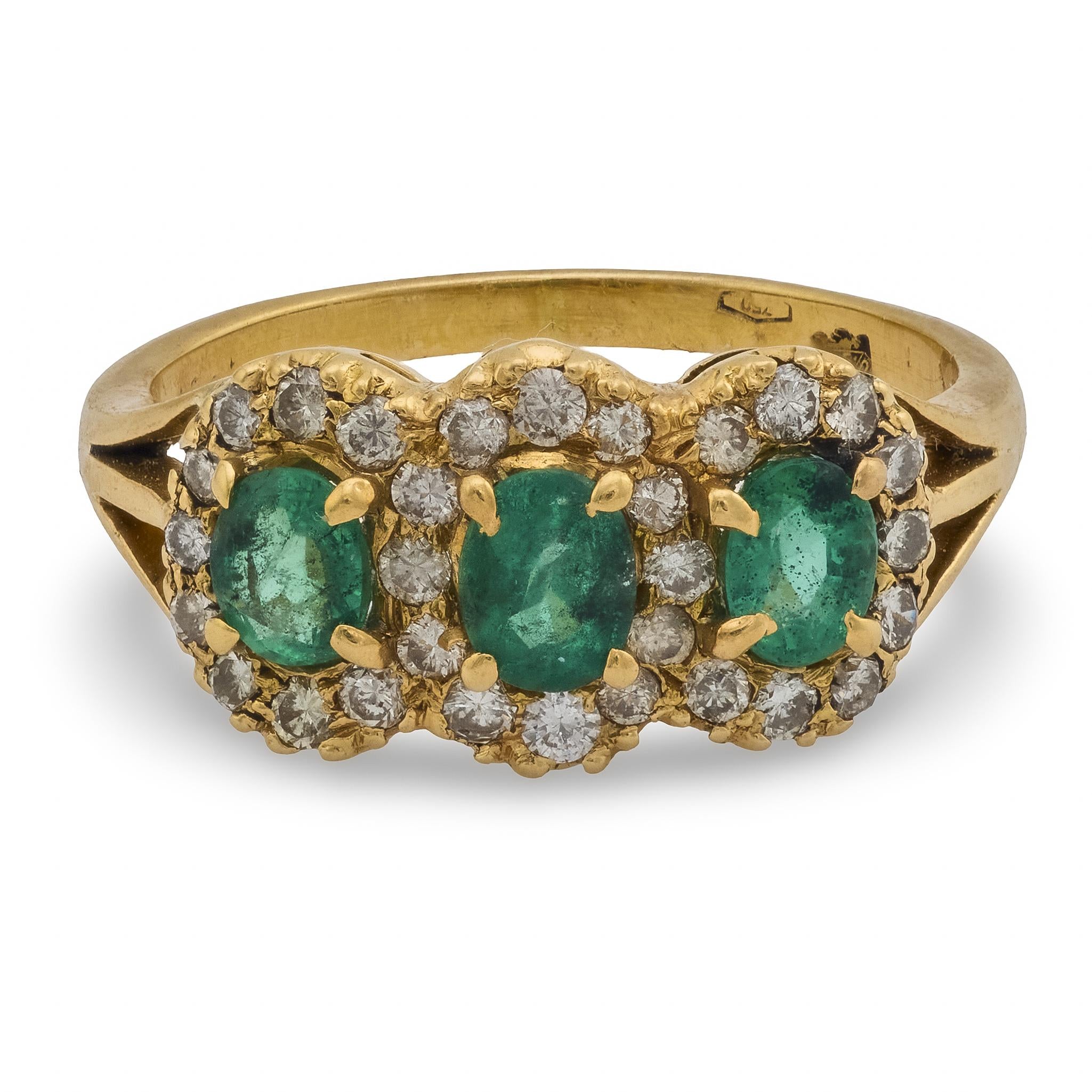 Vintage emerald diamond 18k yellow gold 3 stone ring
