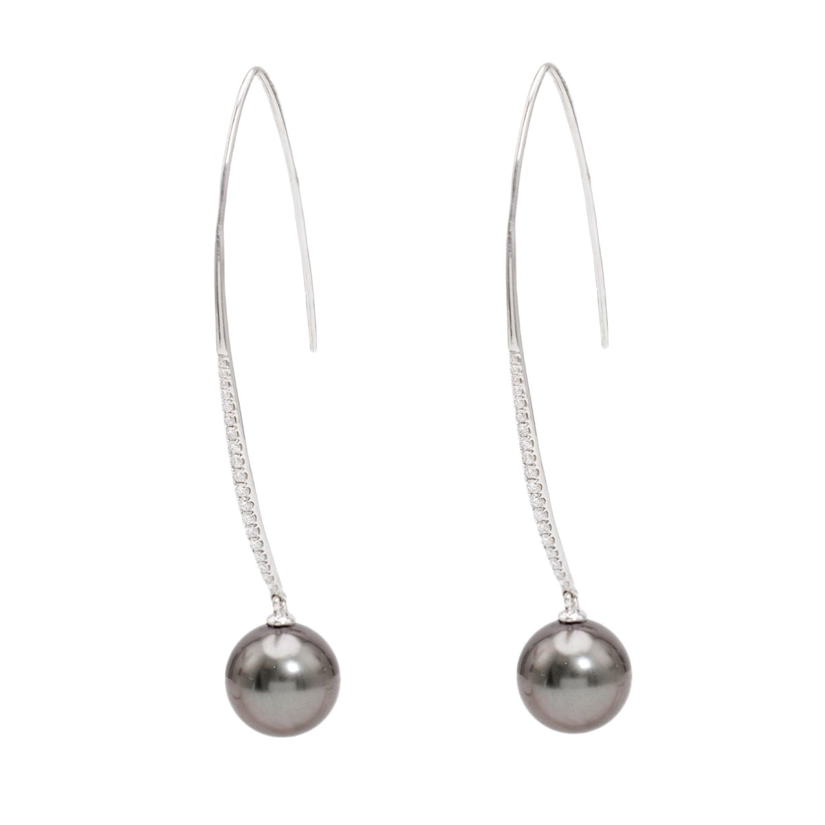 Pearl and Diamond 18k White Gold Earrings