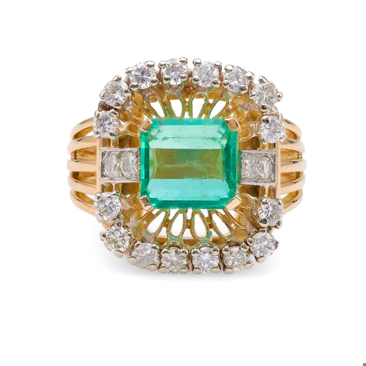 Retro French GIA 2.68 Carat Colombian Emerald Diamond 18k Yellow Gold Cocktail R