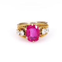 Retro Ruby and Diamond 18k Yellow Gold Ring