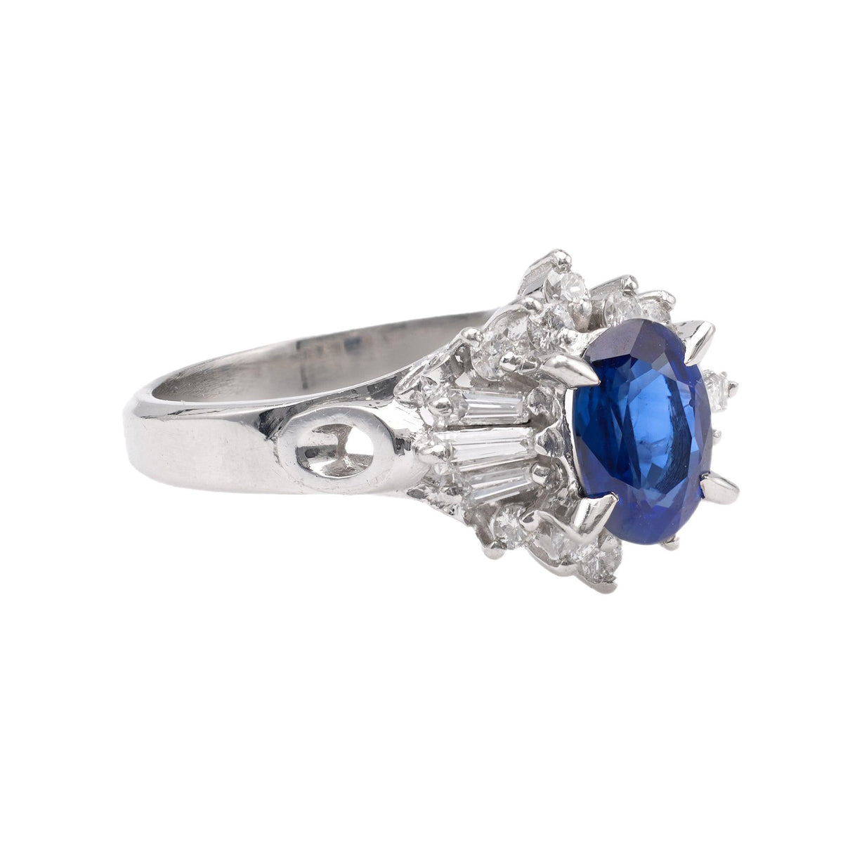 Vintage 0.89 Carat Sapphire and Diamond Platinum Ring